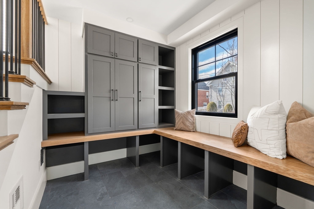 16-22 Clinton St # 16
