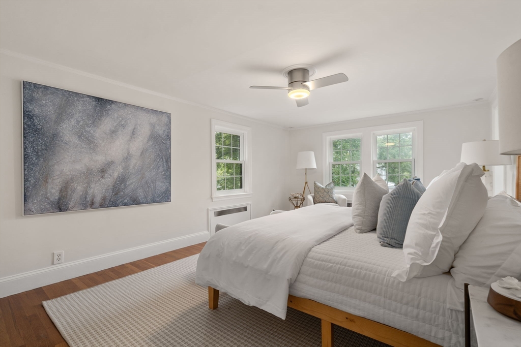 16 Duxbury Road