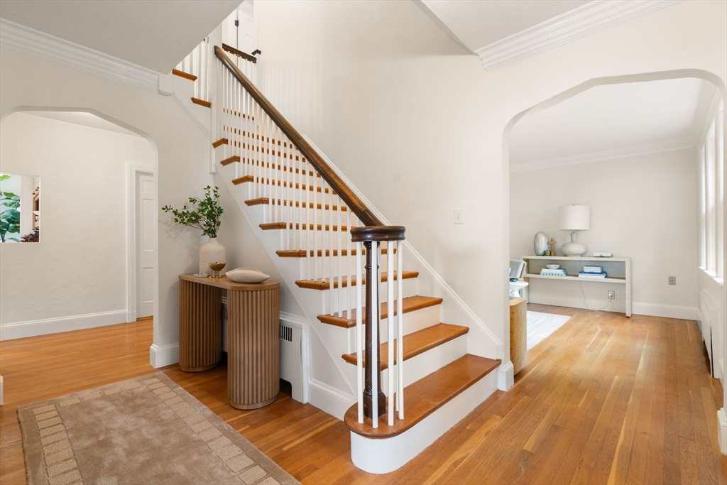 16 Duxbury Road