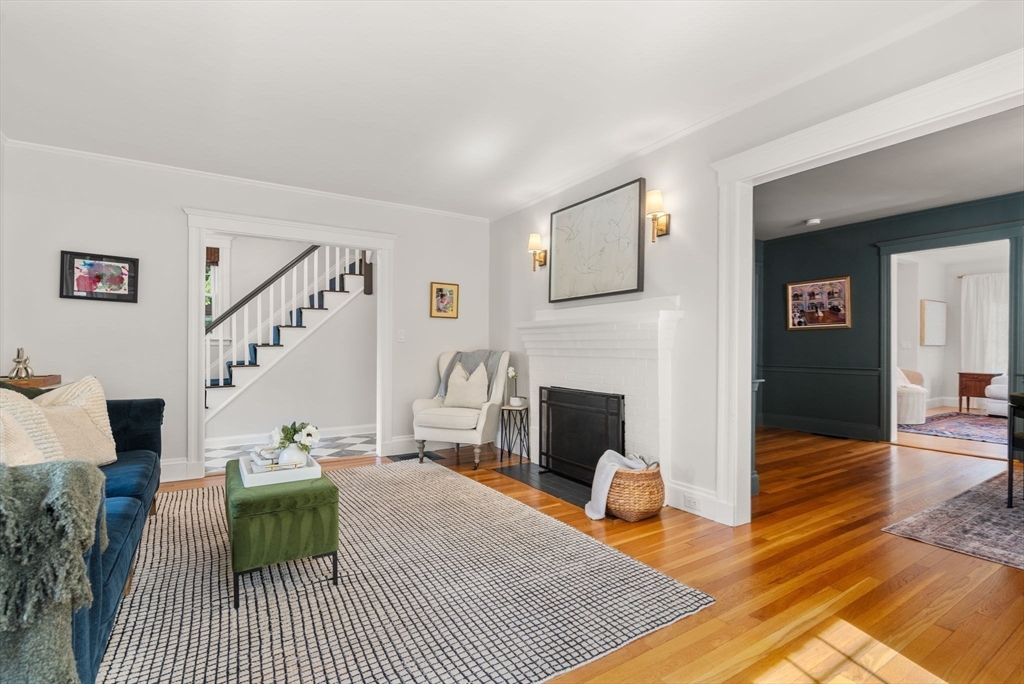 306 Manning St