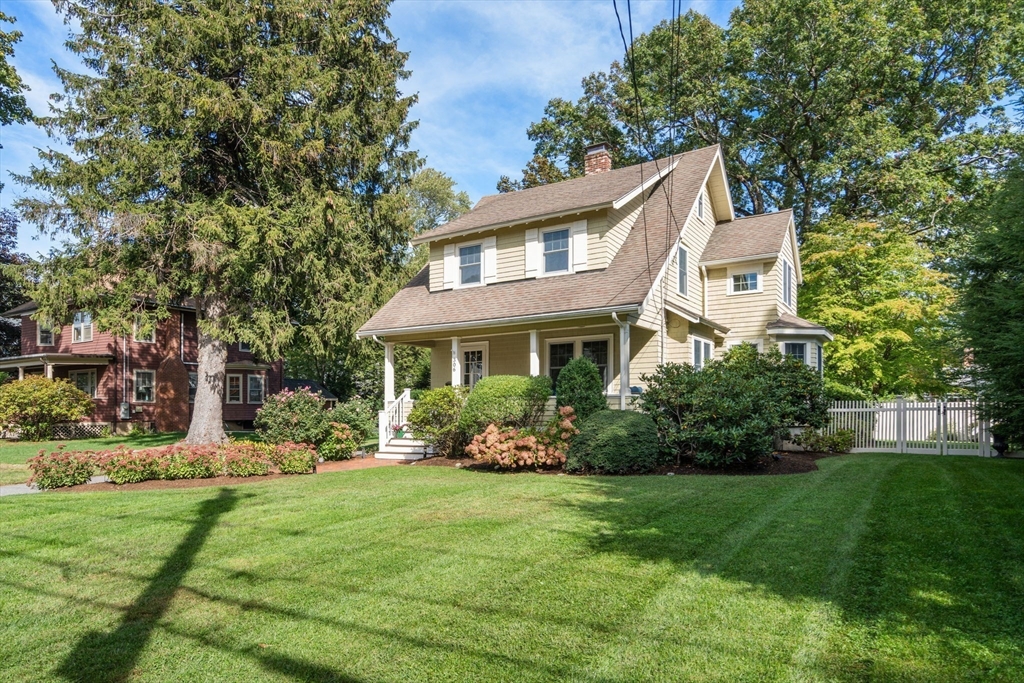 306 Manning St