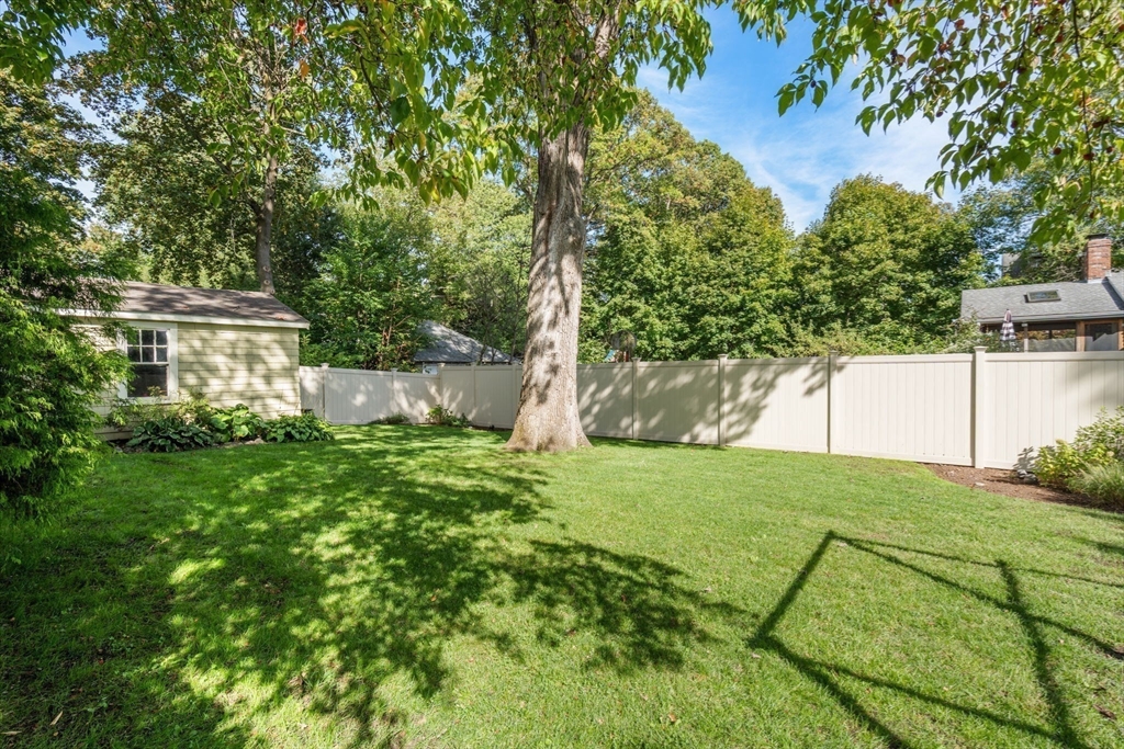 306 Manning St