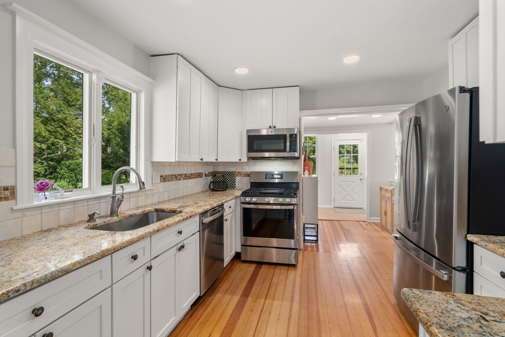 306 Manning St