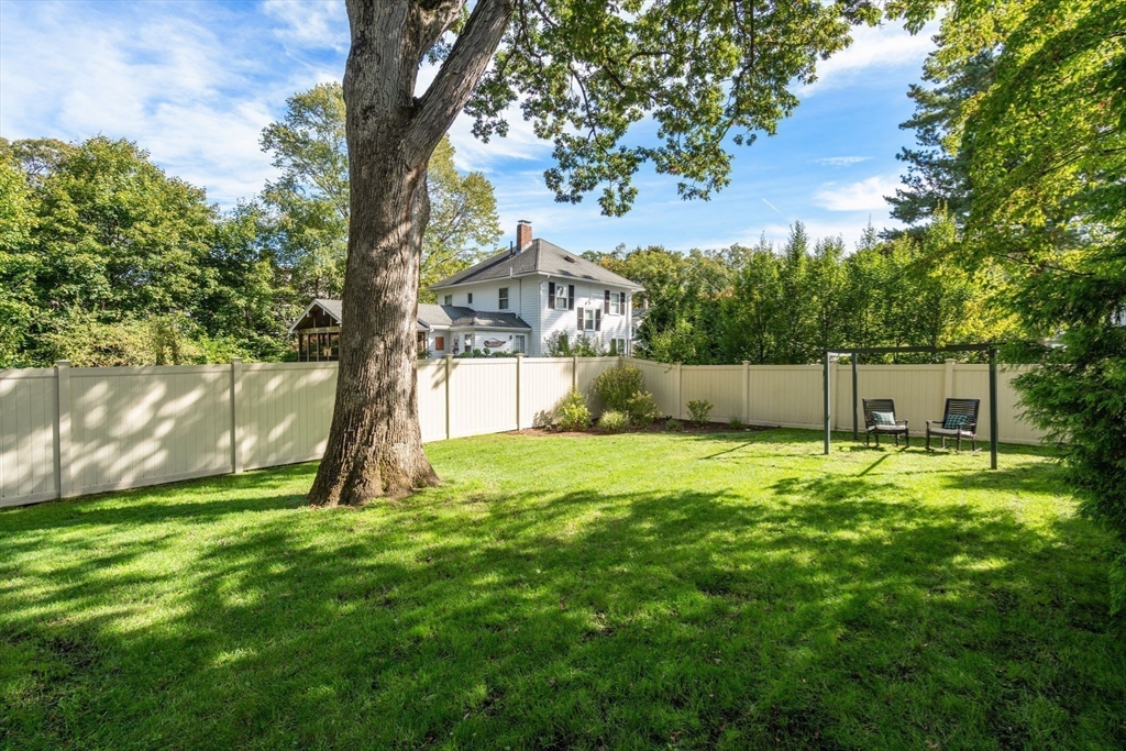 306 Manning St