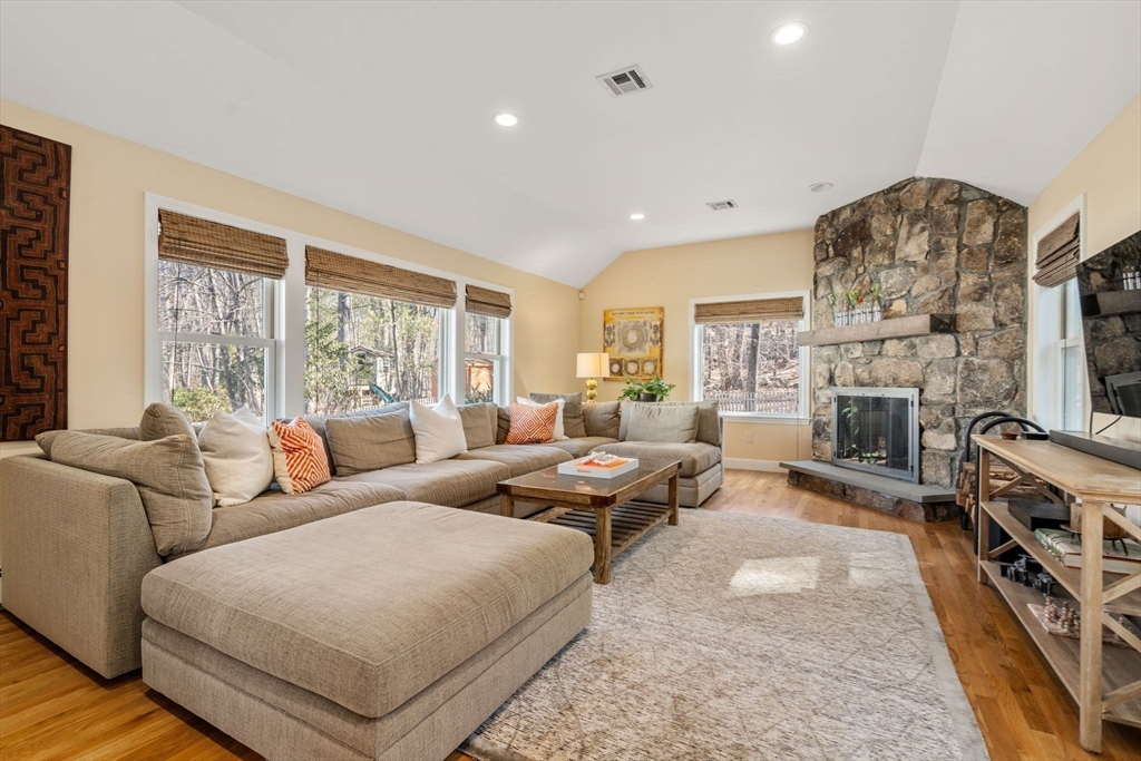 88 Robinwood Ave.
