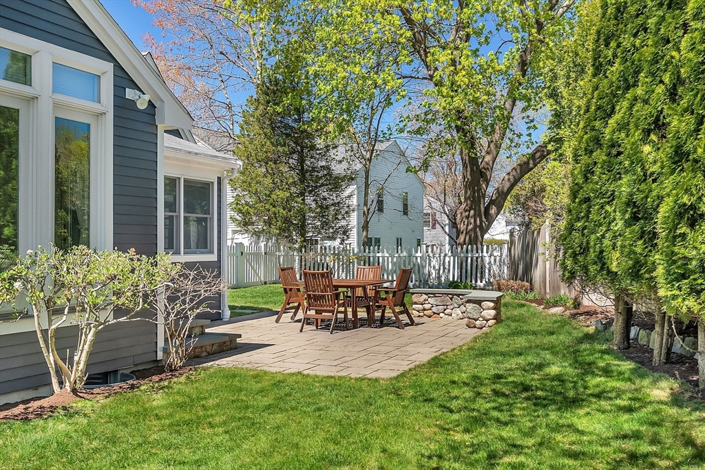 23 Douglas Rd.