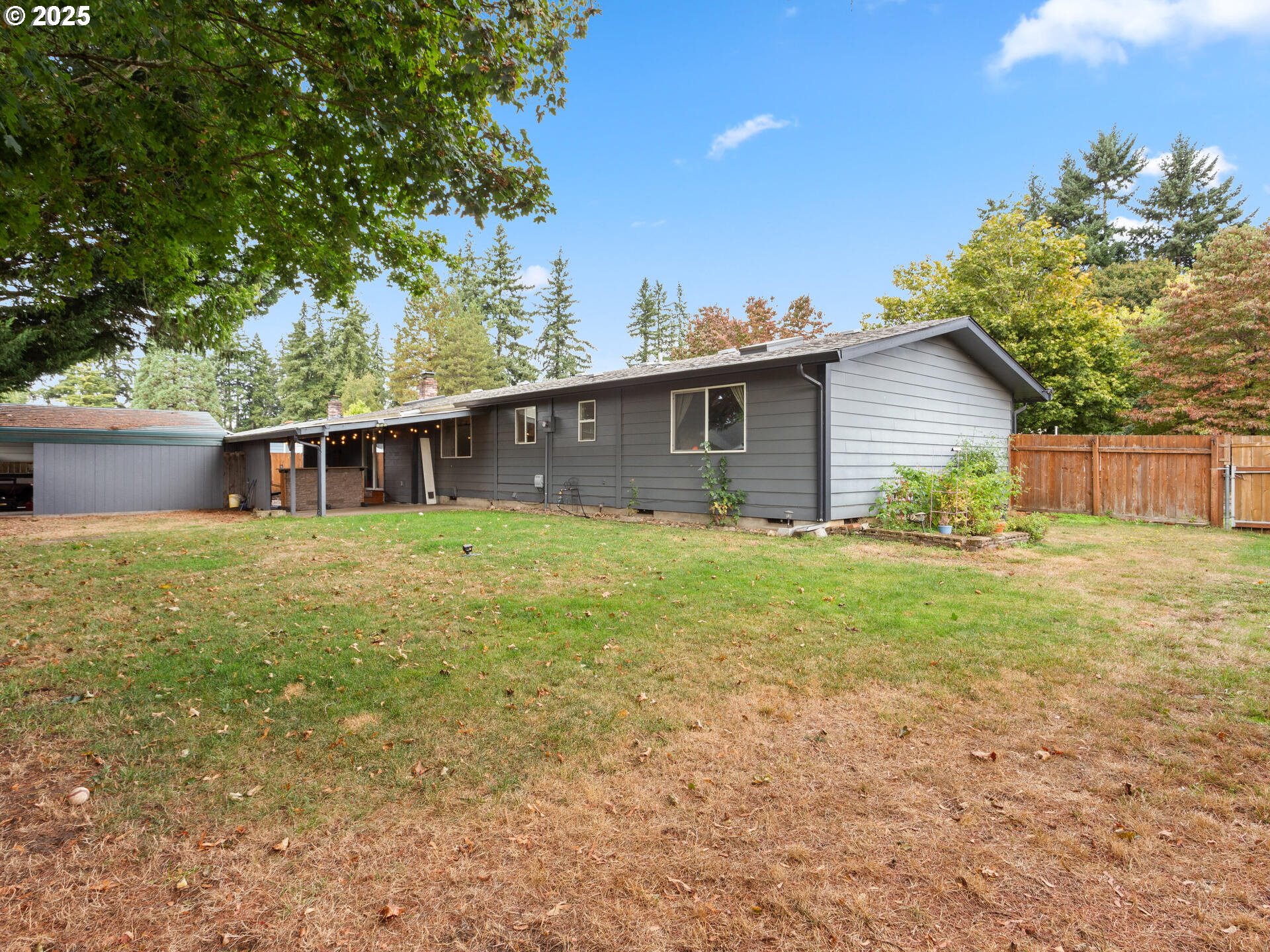 8520 NE 111TH AVE