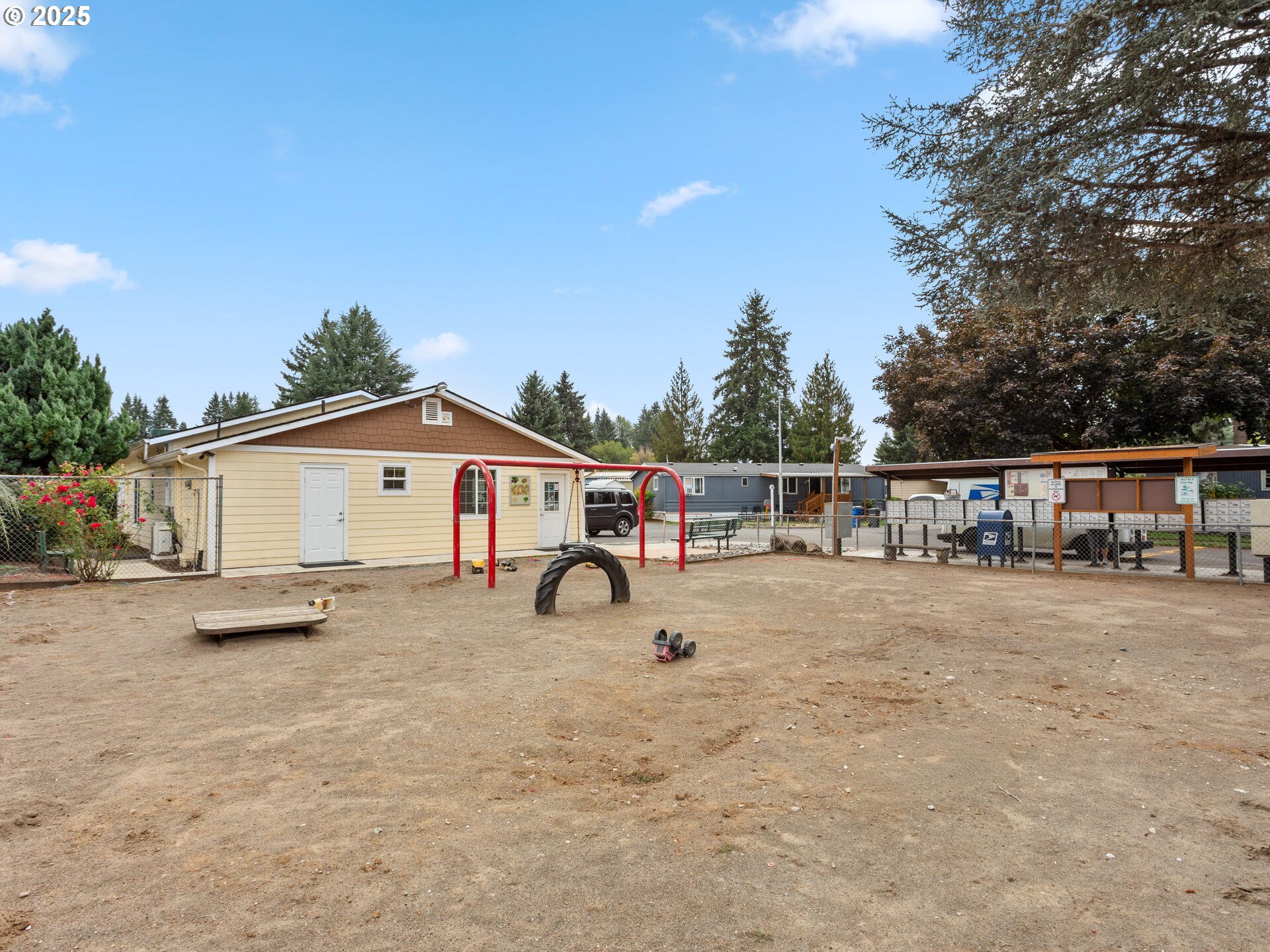 15619 NE CAPLES RD 95