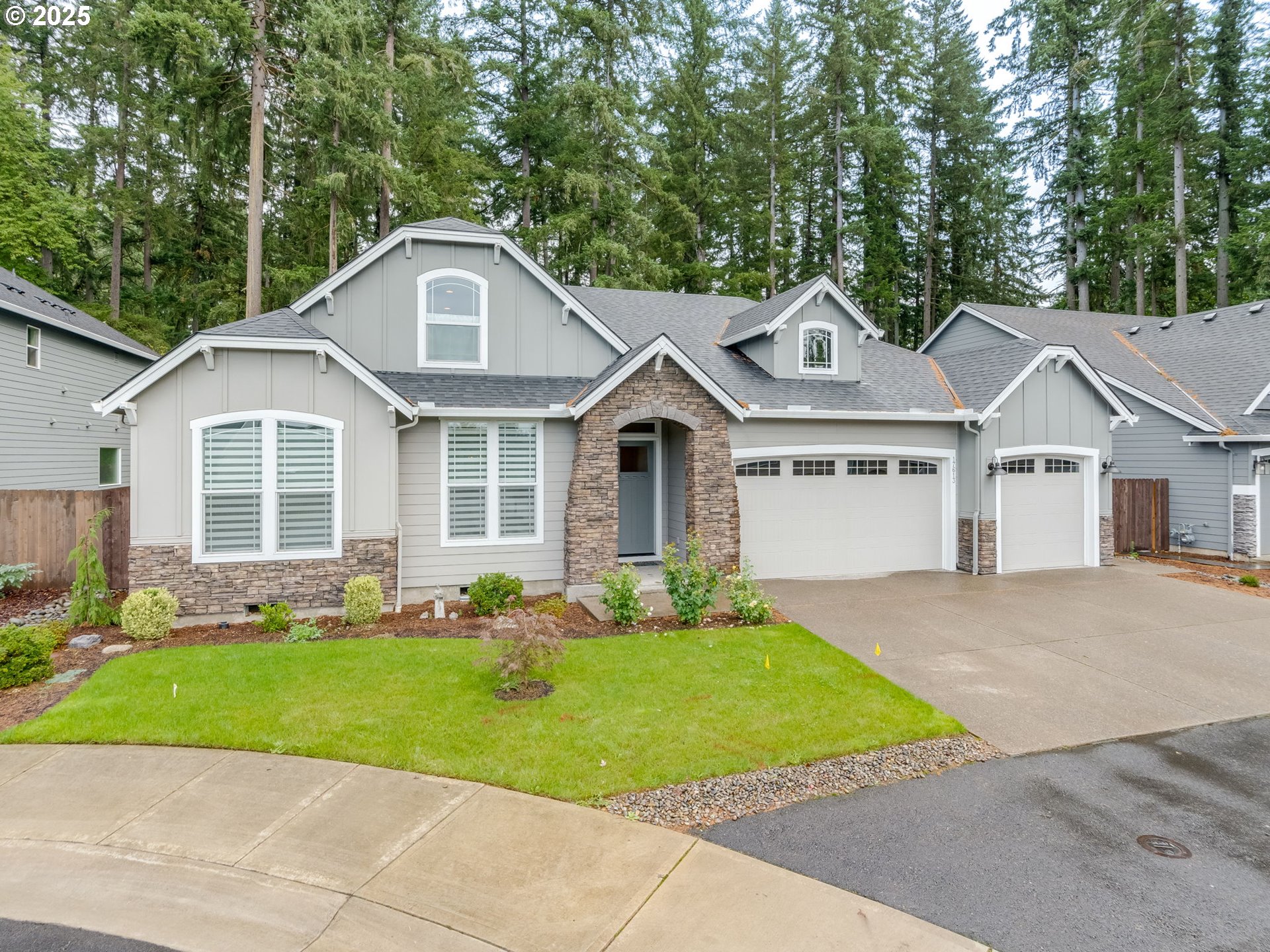 17613 NE 75TH CIR