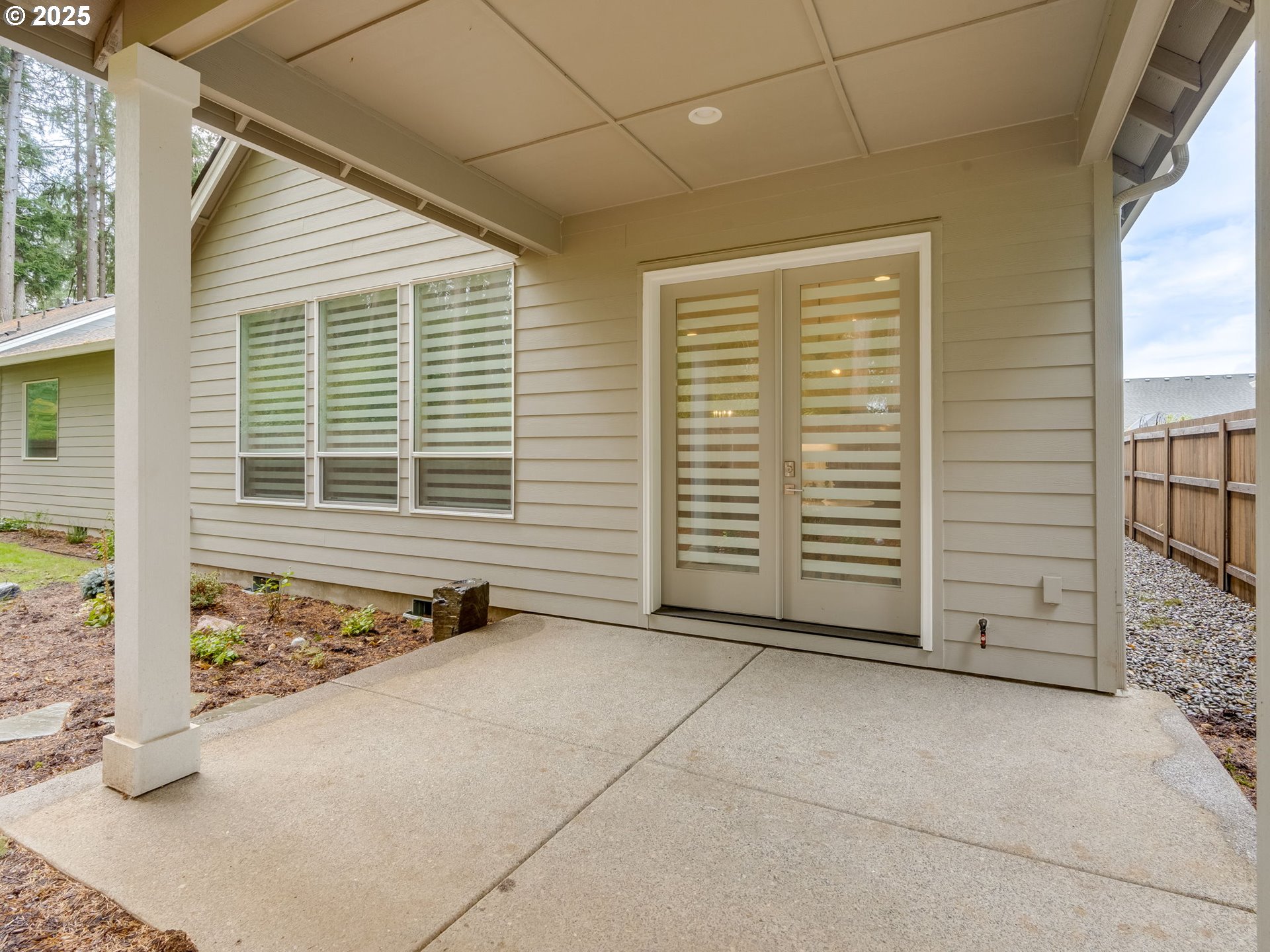 17613 NE 75TH CIR