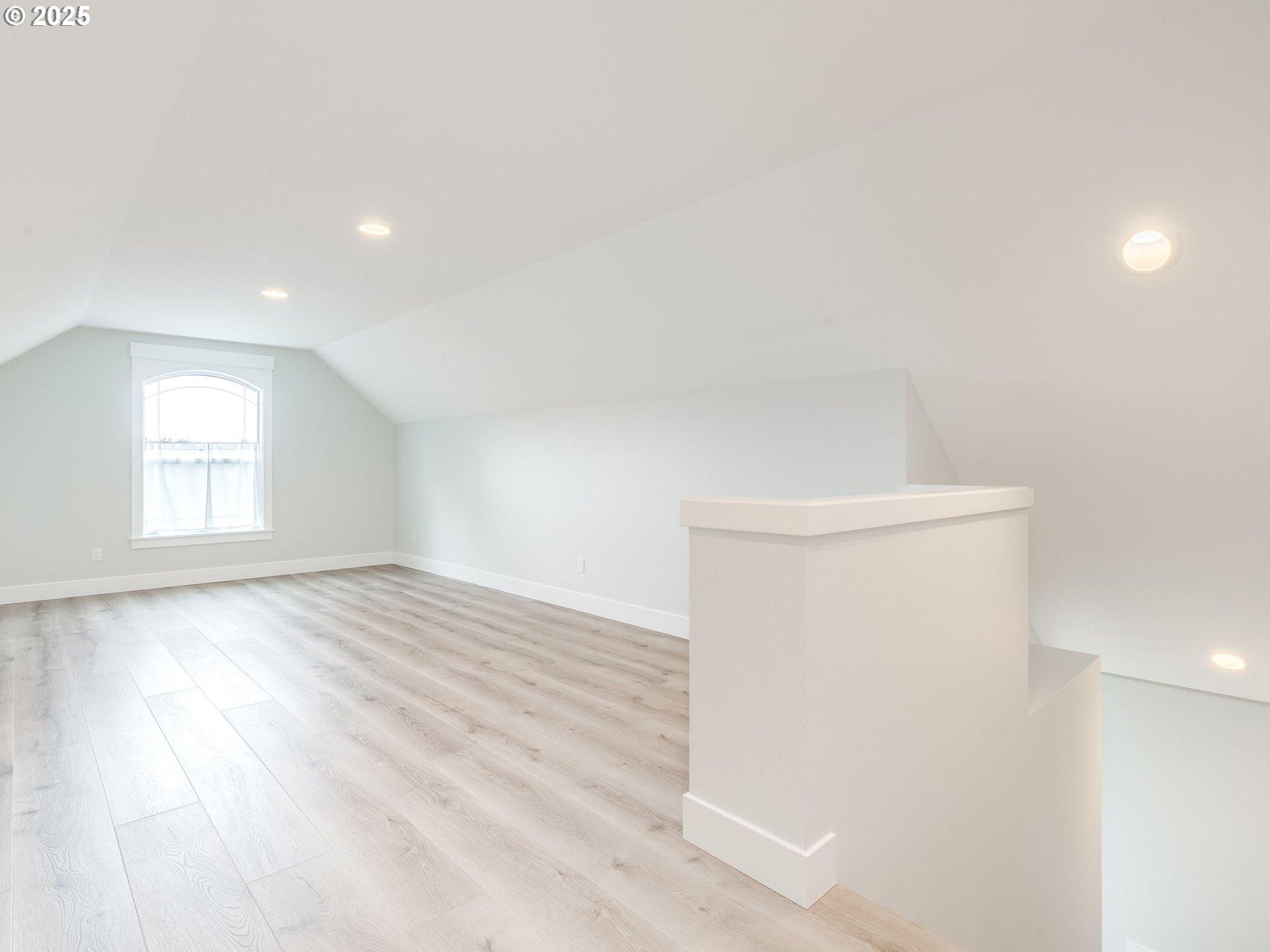 17613 NE 75TH CIR
