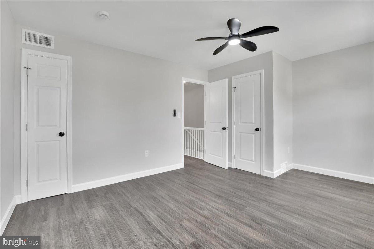 1517 DOWNING STREET NE