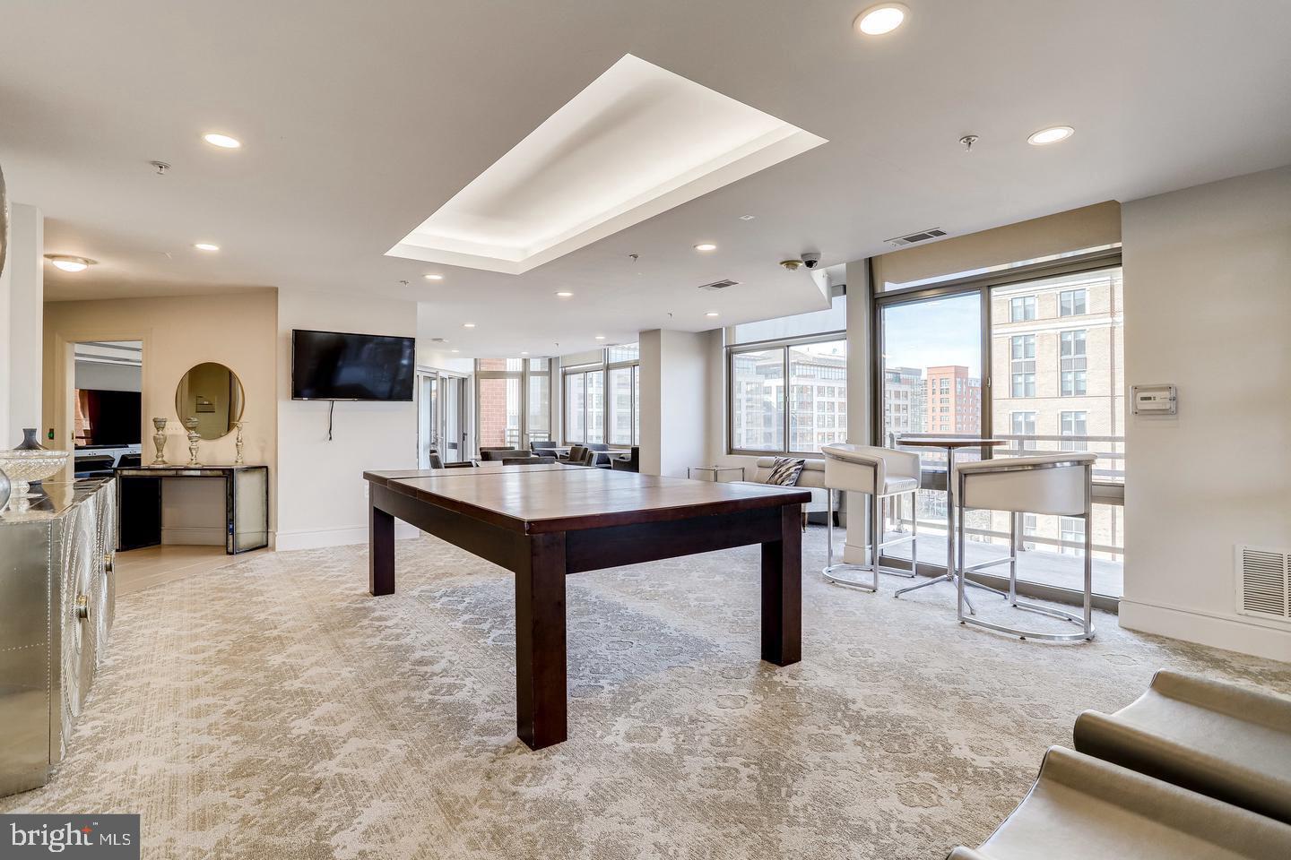 3650 GLEBE ROAD S 249