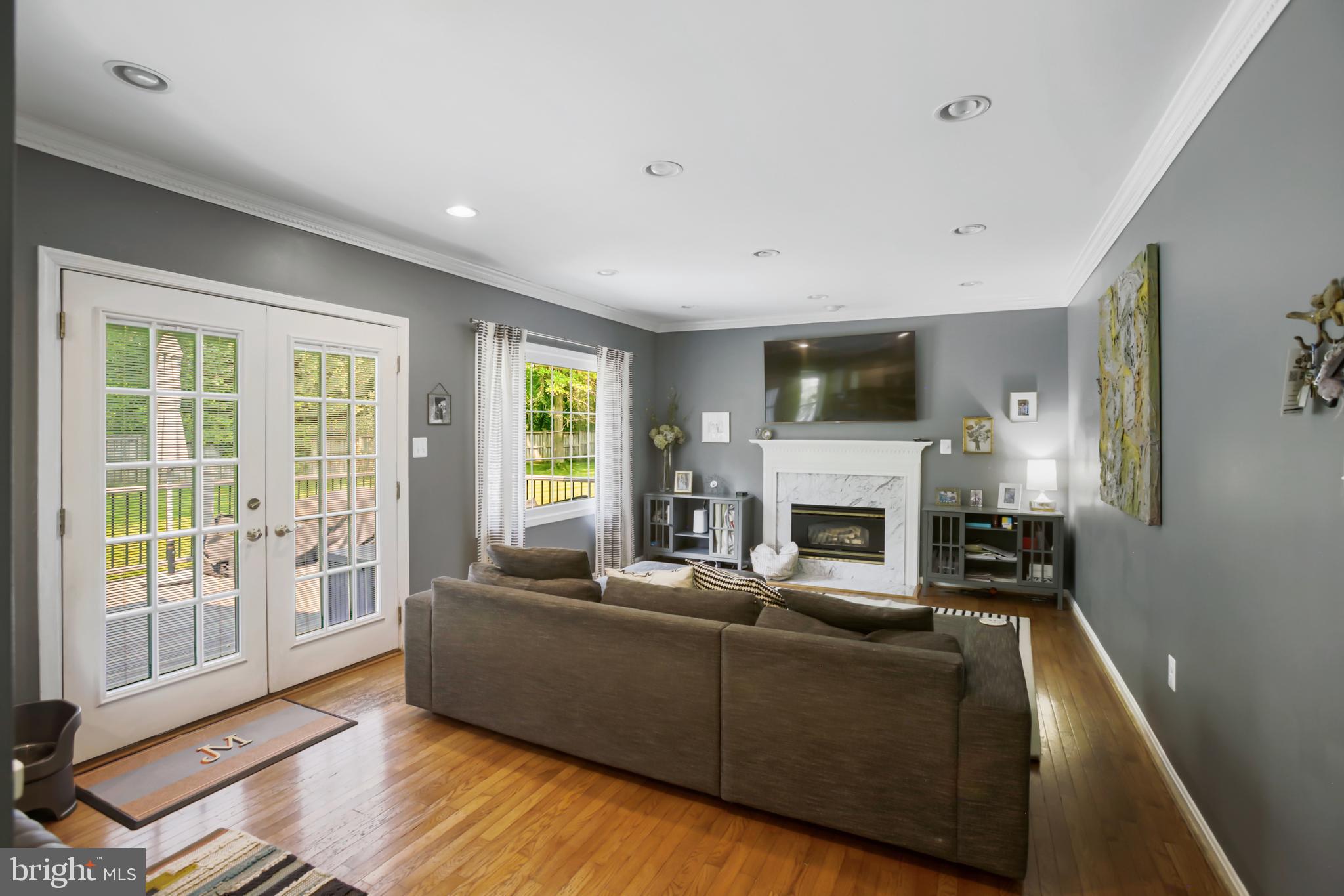 8518 CHASE GLEN CIRCLE