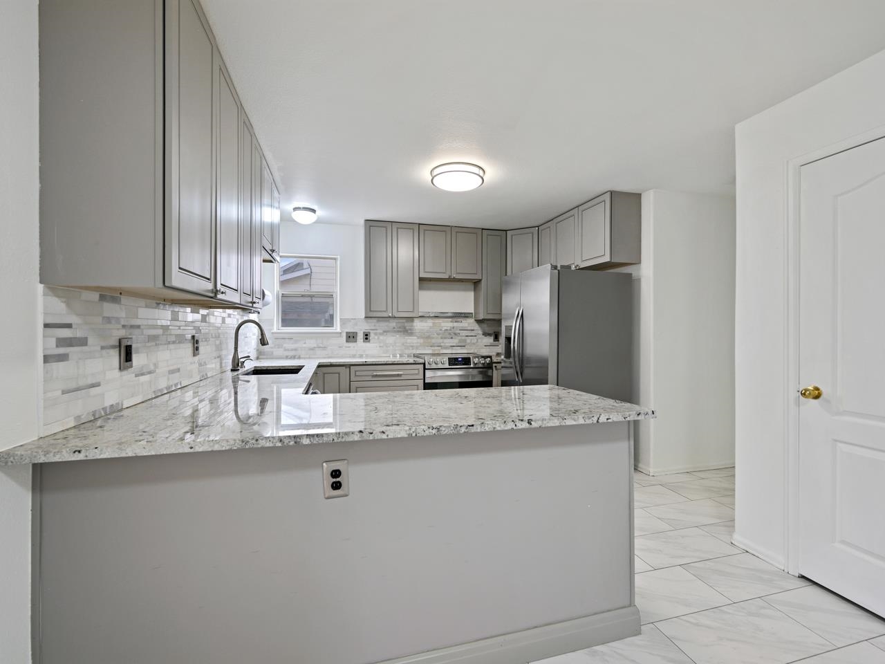 630 1/2 Maurine Lane