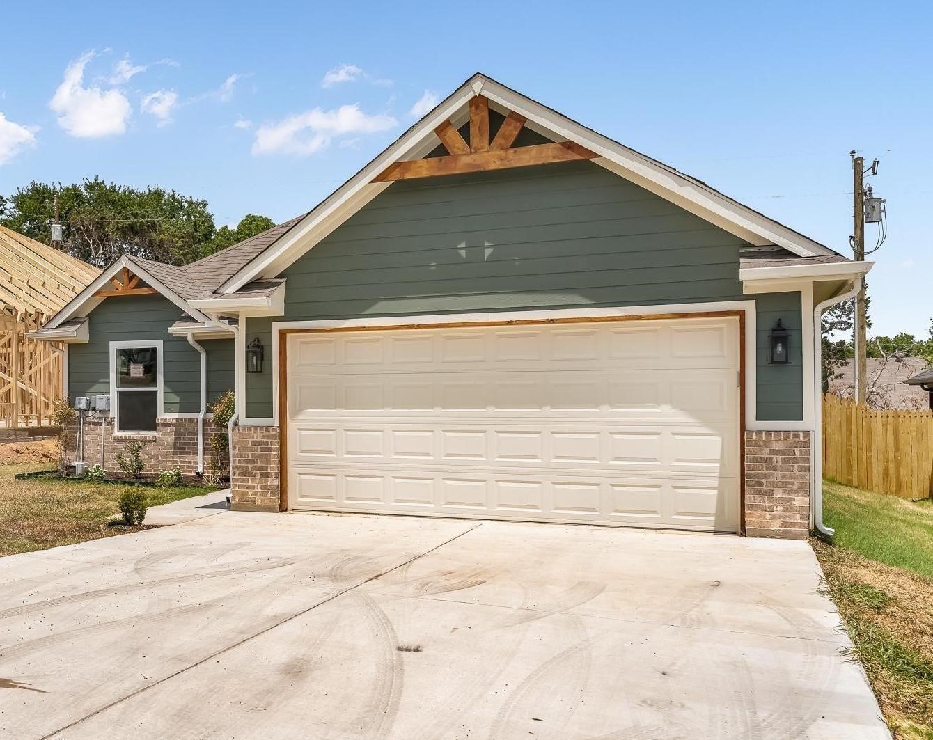 3019 Brazos River Drive