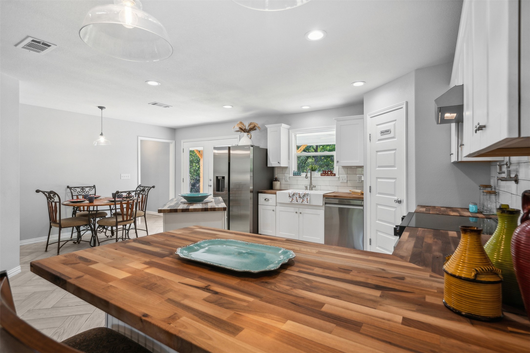 5816 Archery Court