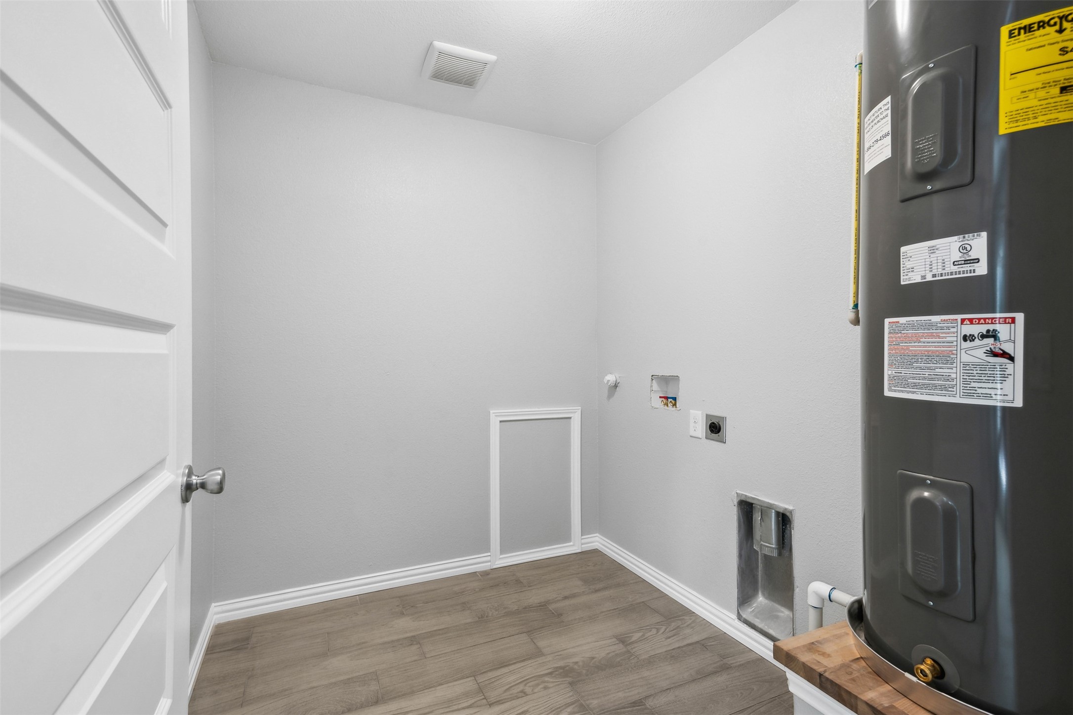 5816 Archery Court