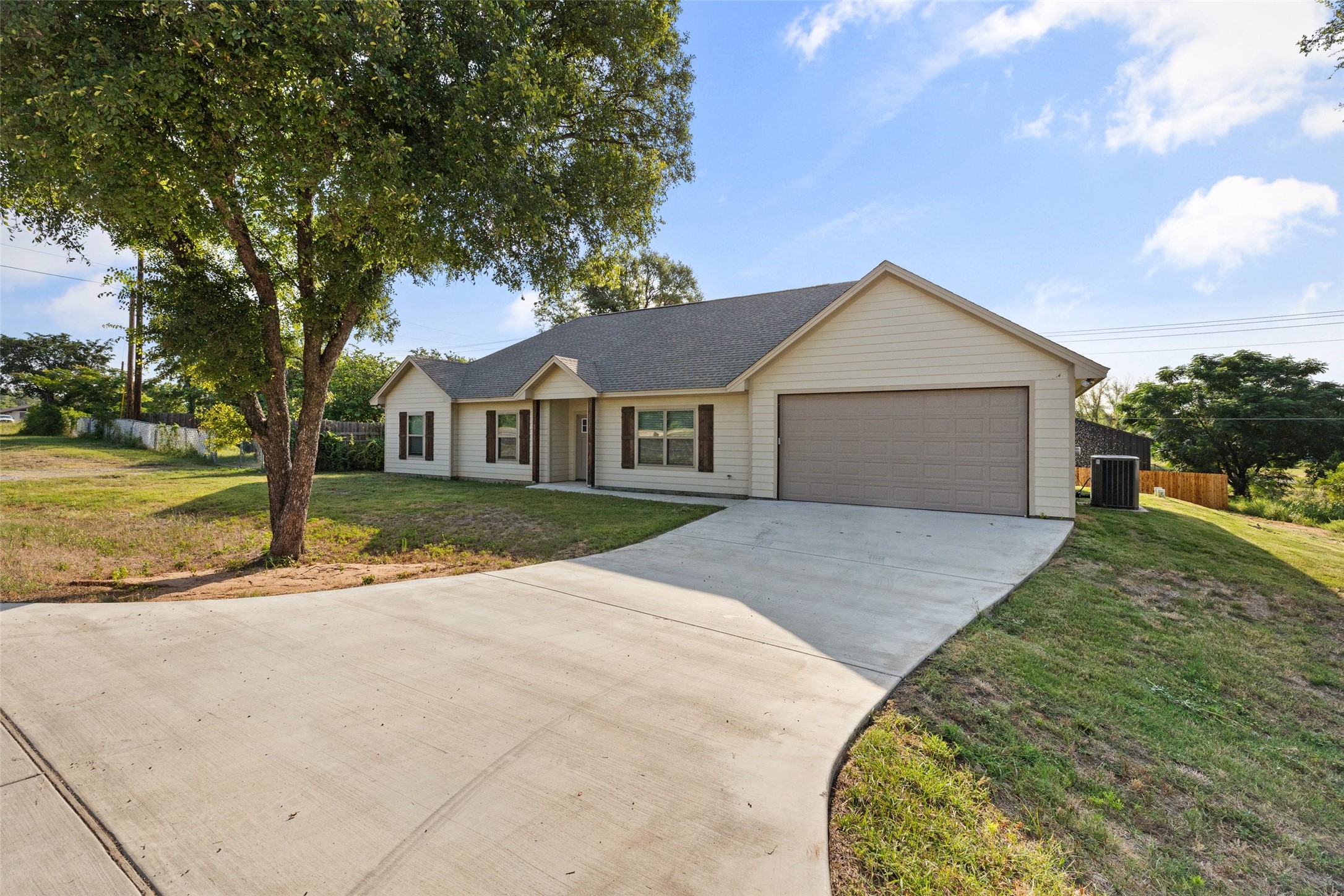 5441 Tin Top Highway