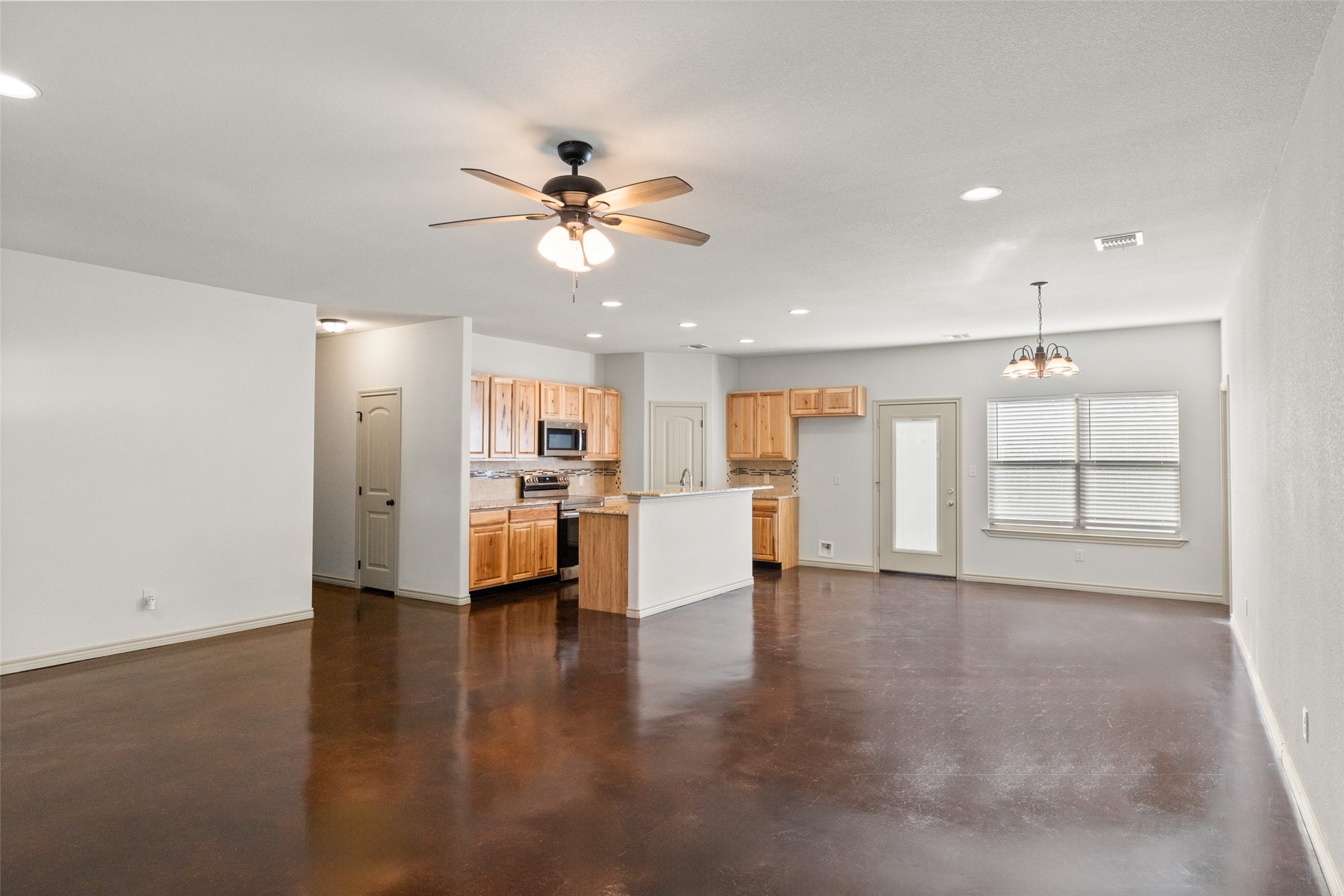 5441 Tin Top Highway