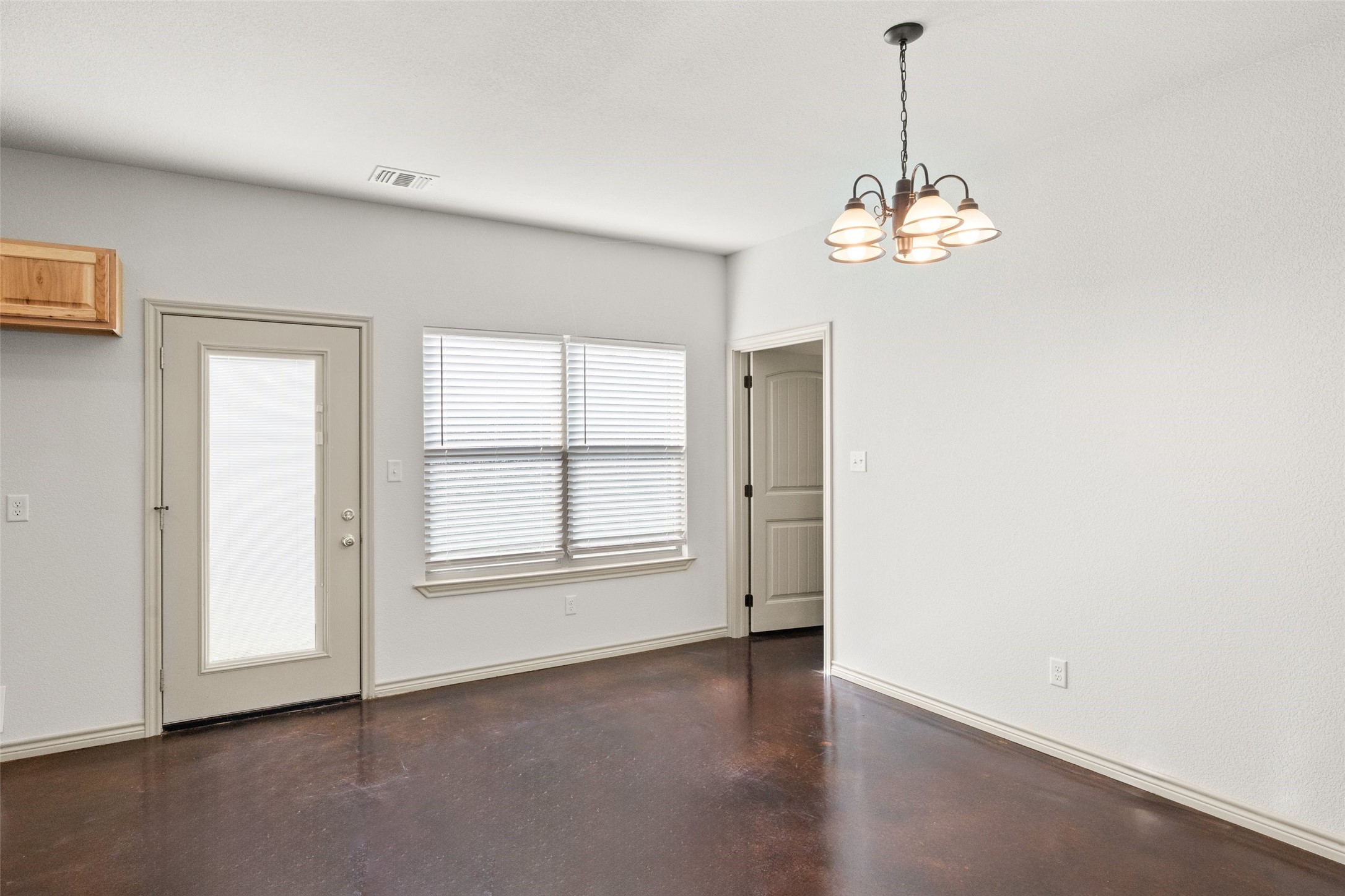 5441 Tin Top Highway