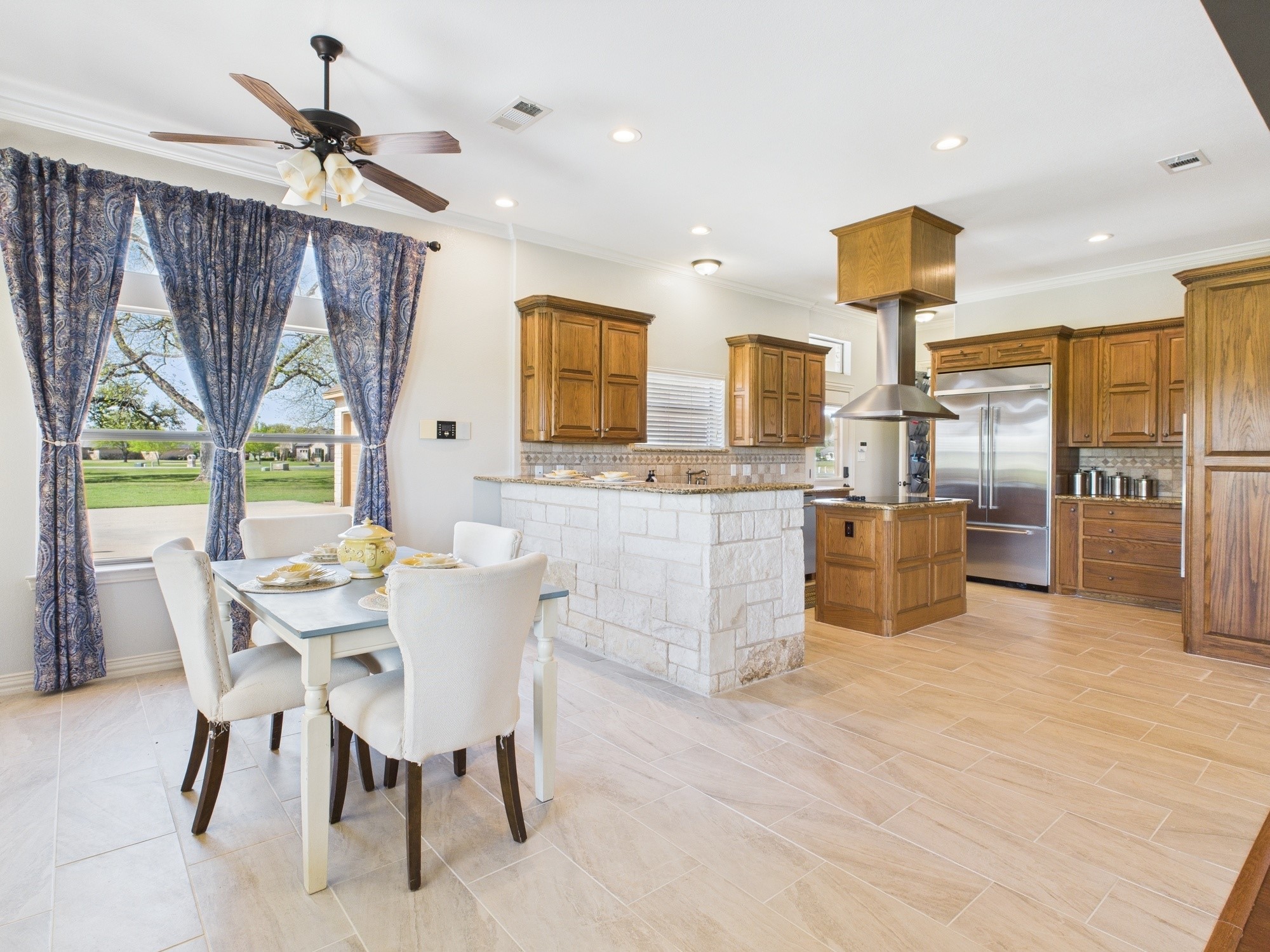 1211 E Scandinavian Court