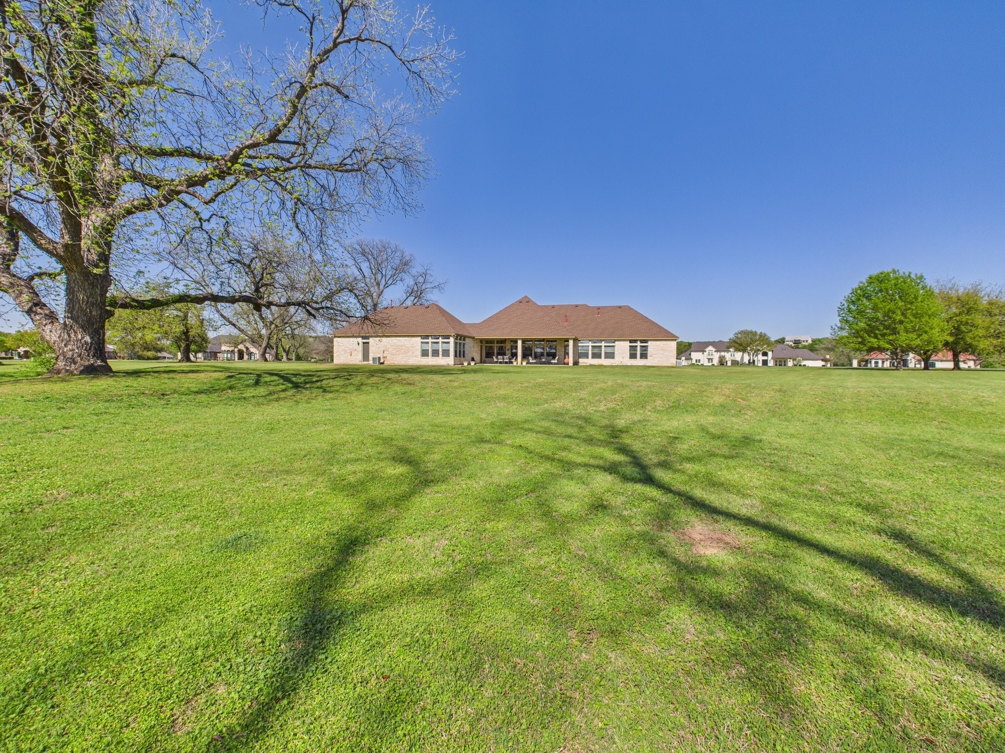 1211 E Scandinavian Court