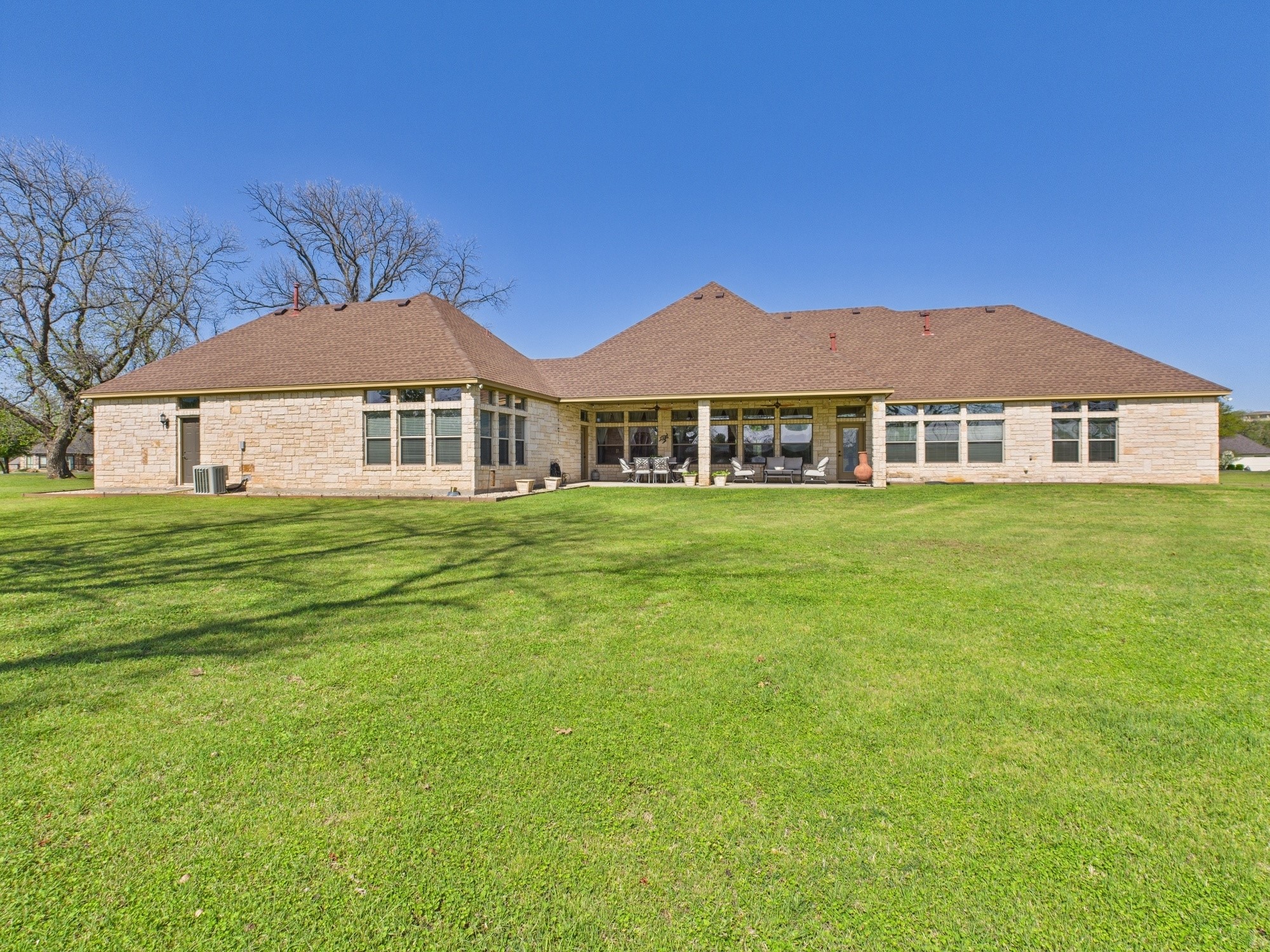 1211 E Scandinavian Court