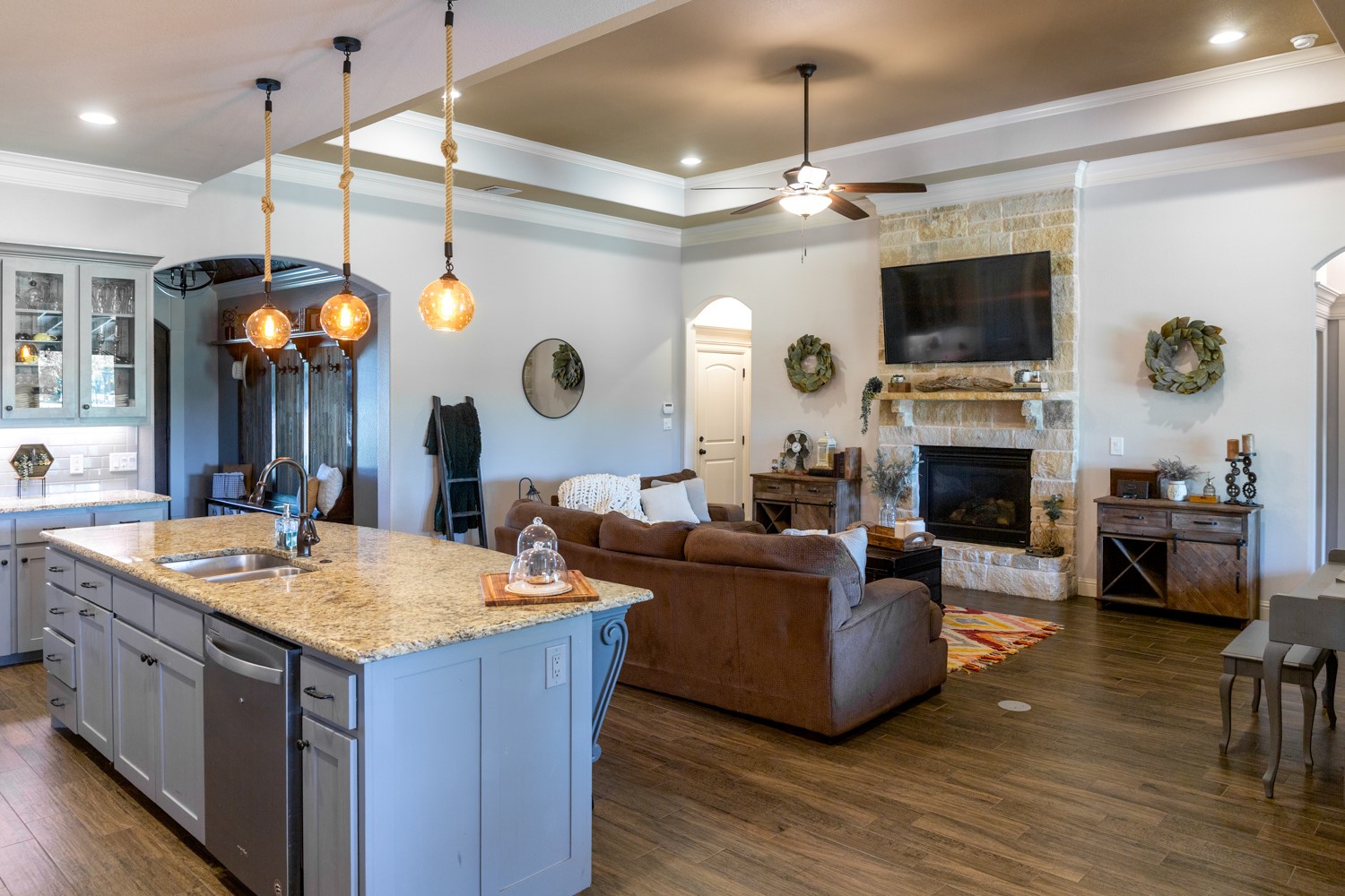 3309 Ferry Boat Lane