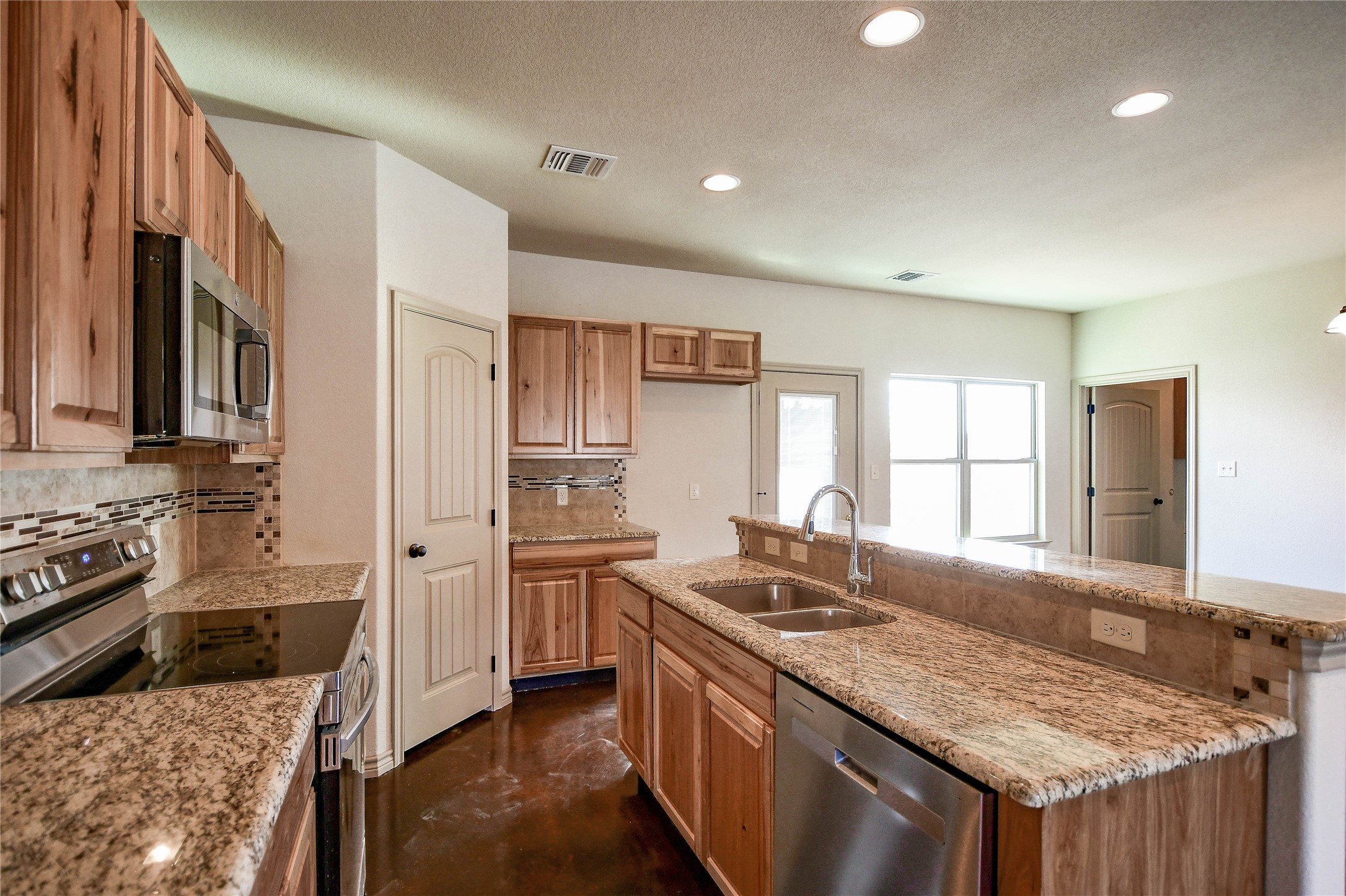 5441 Tin Top Highway