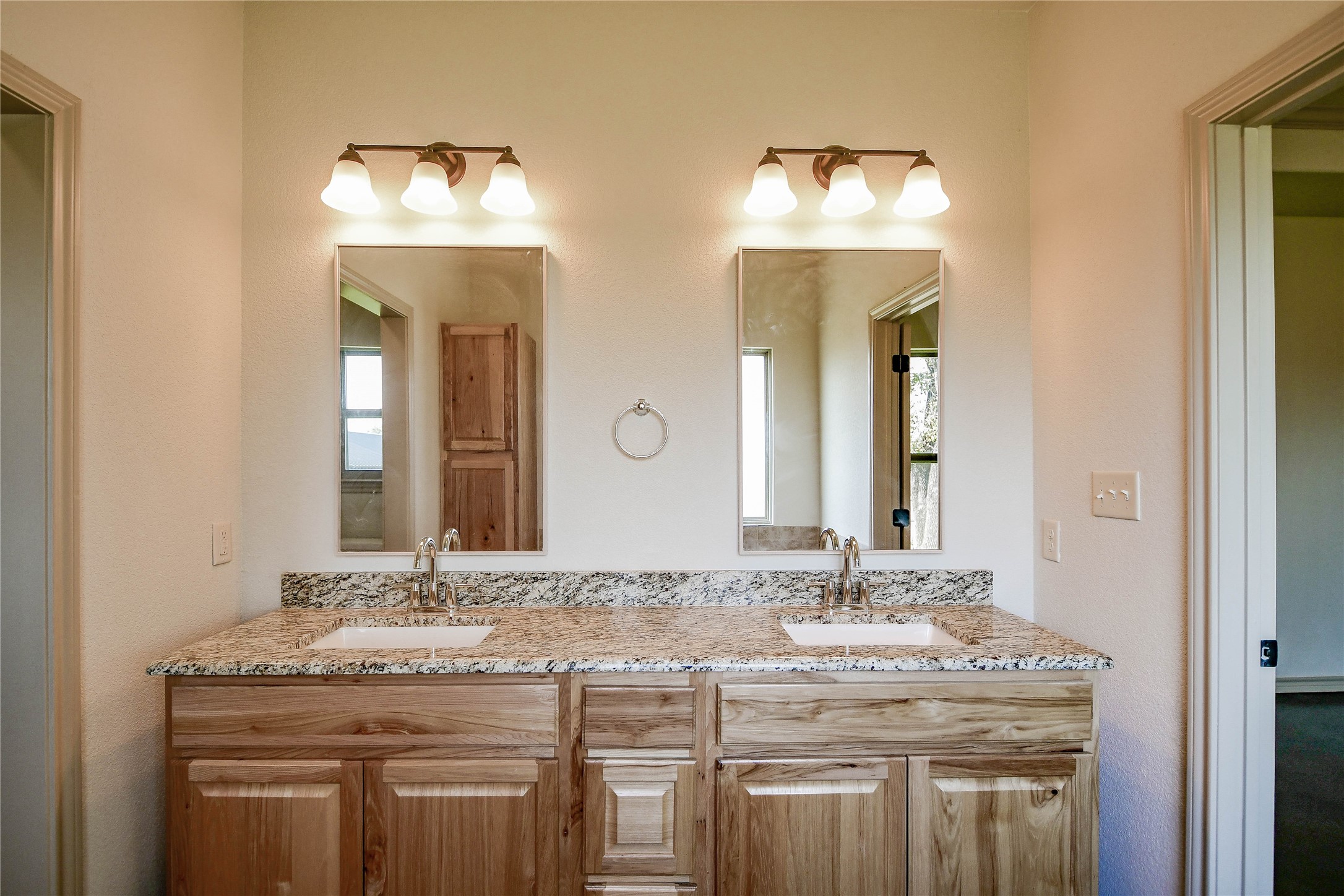 5441 Tin Top Highway