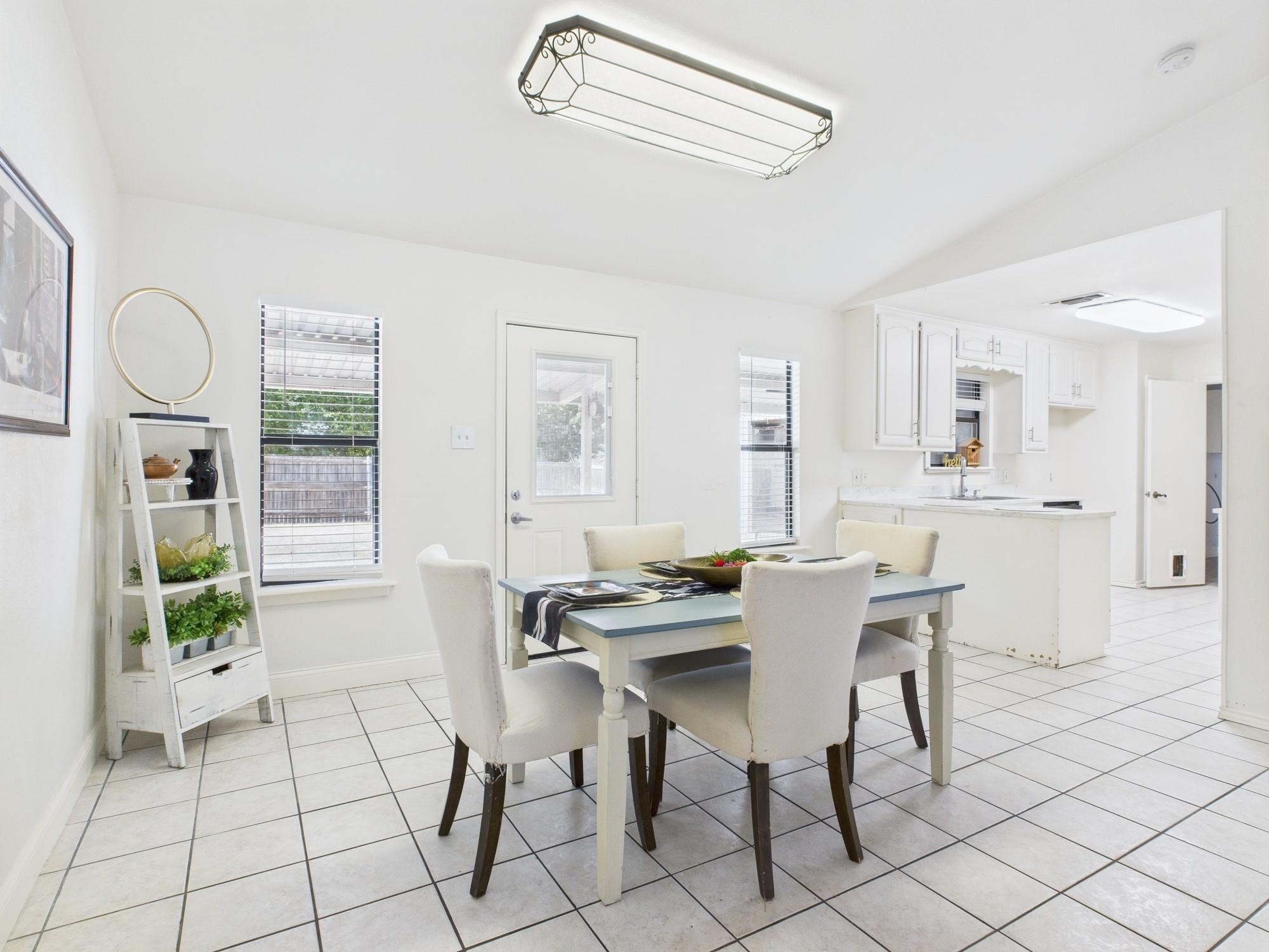 1432 W Torrey Street