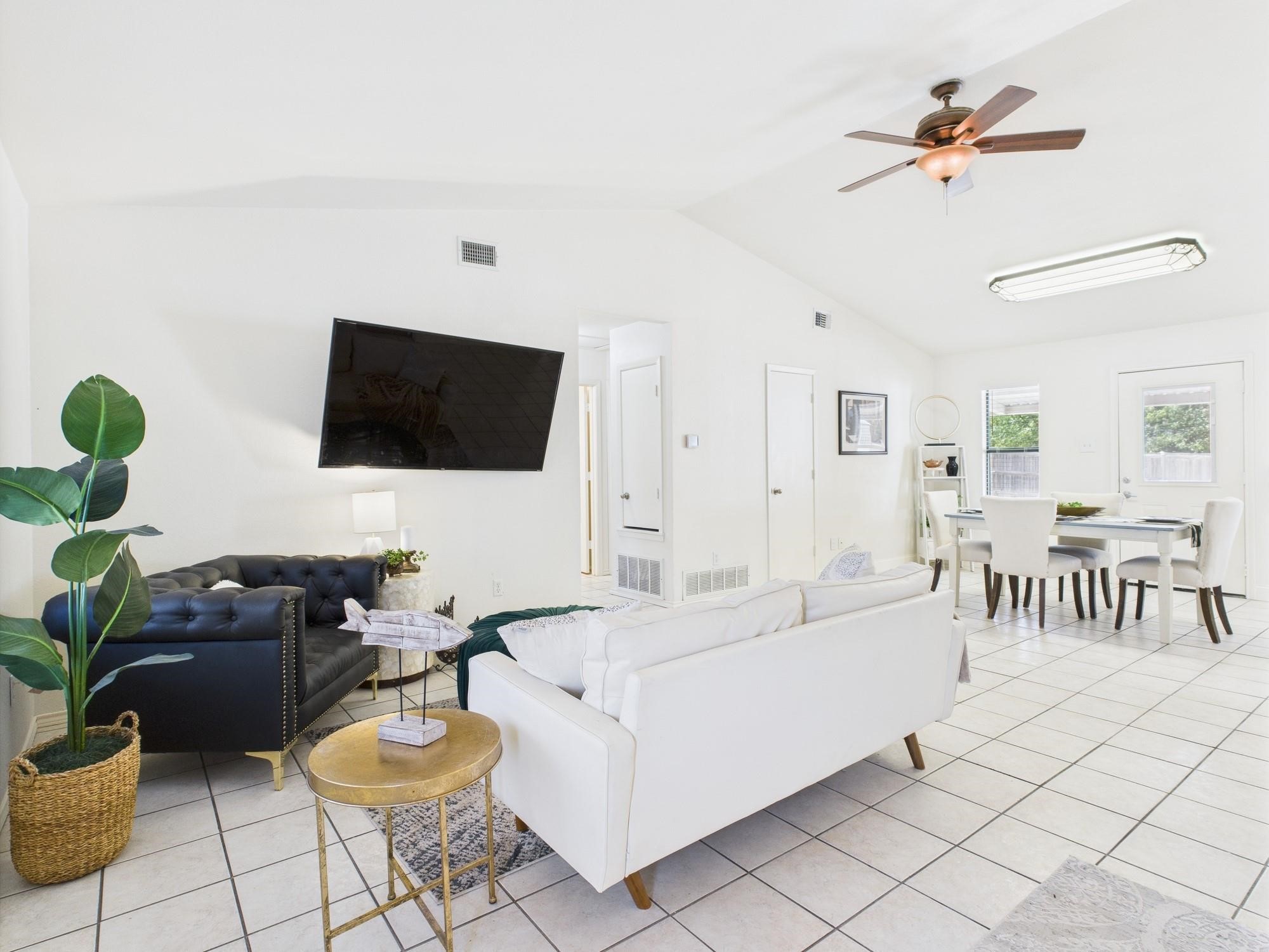 1432 W Torrey Street