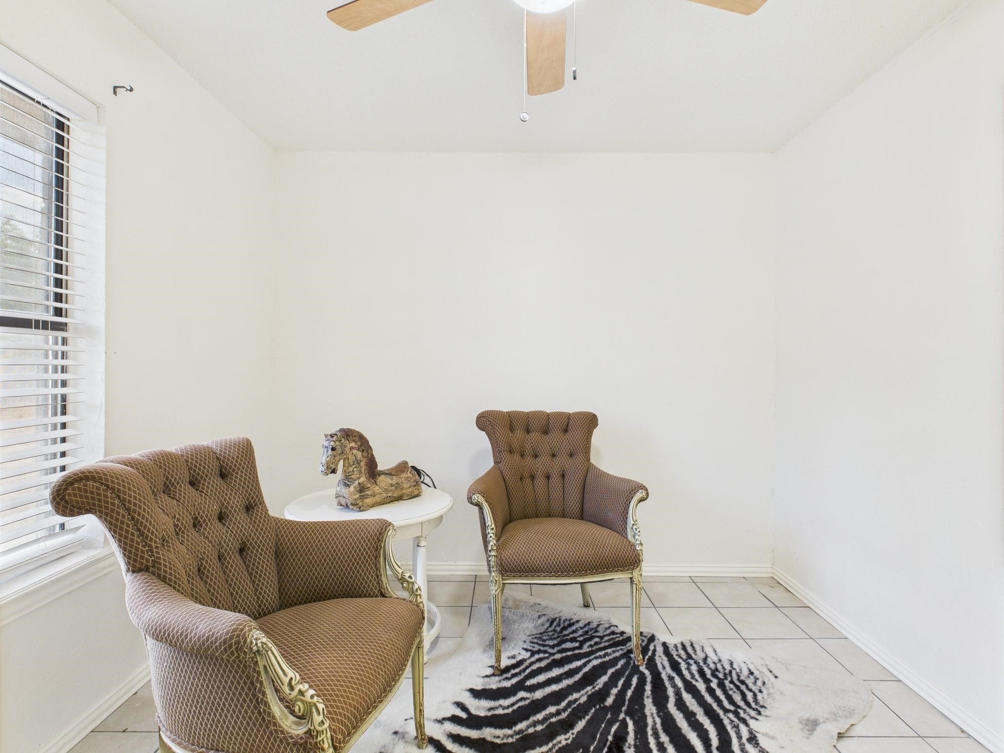 1432 W Torrey Street