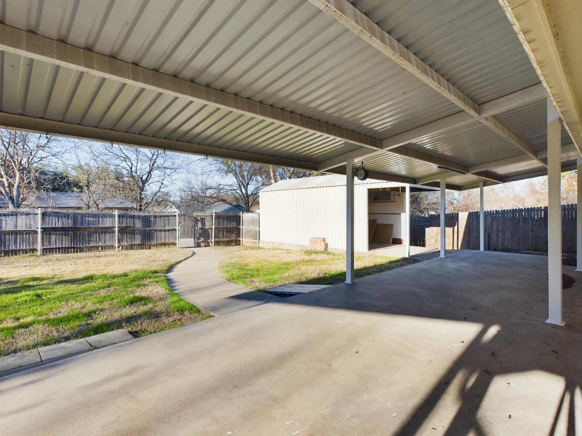 1432 W Torrey Street