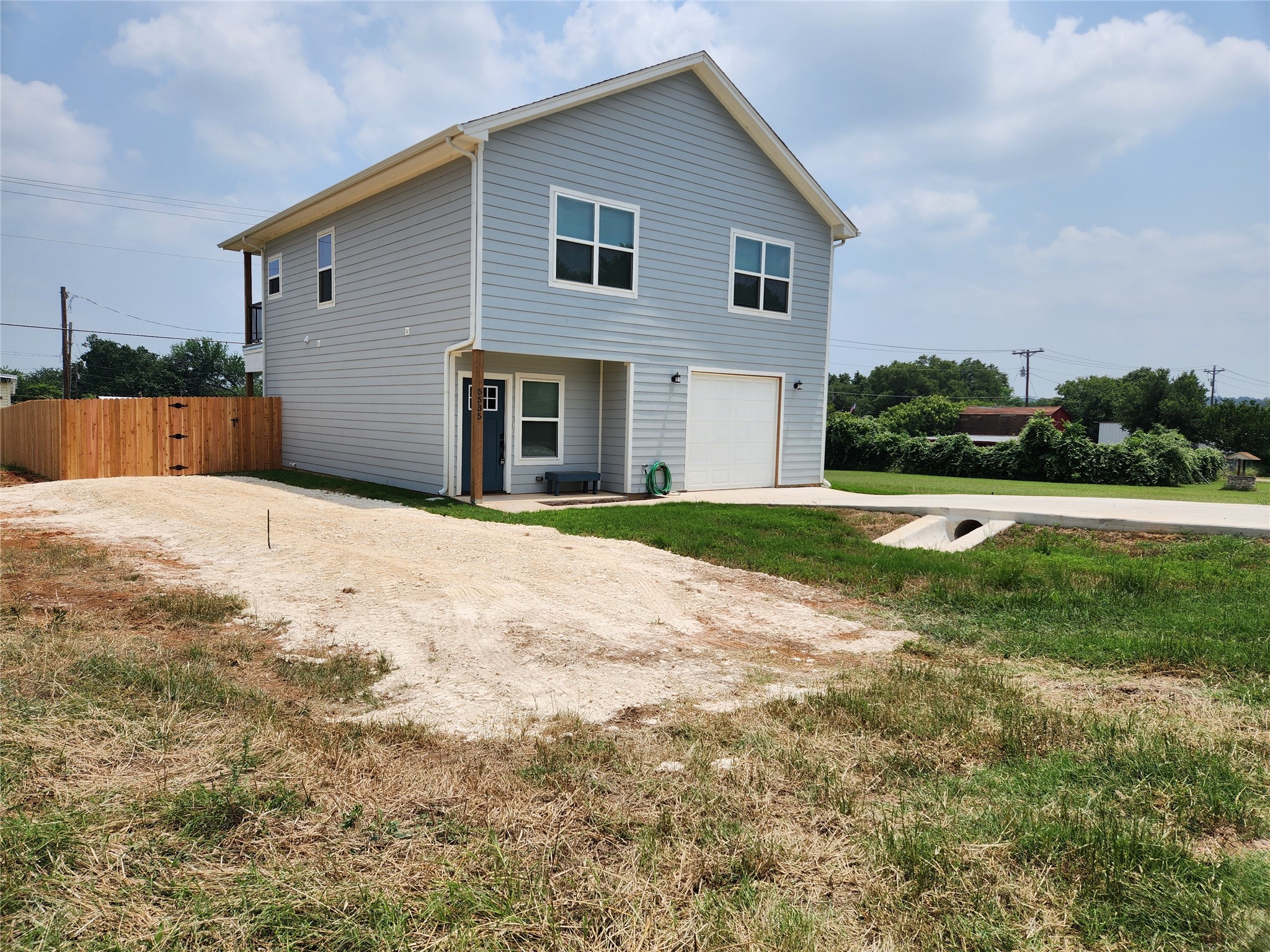 5521 Tin Top Highway