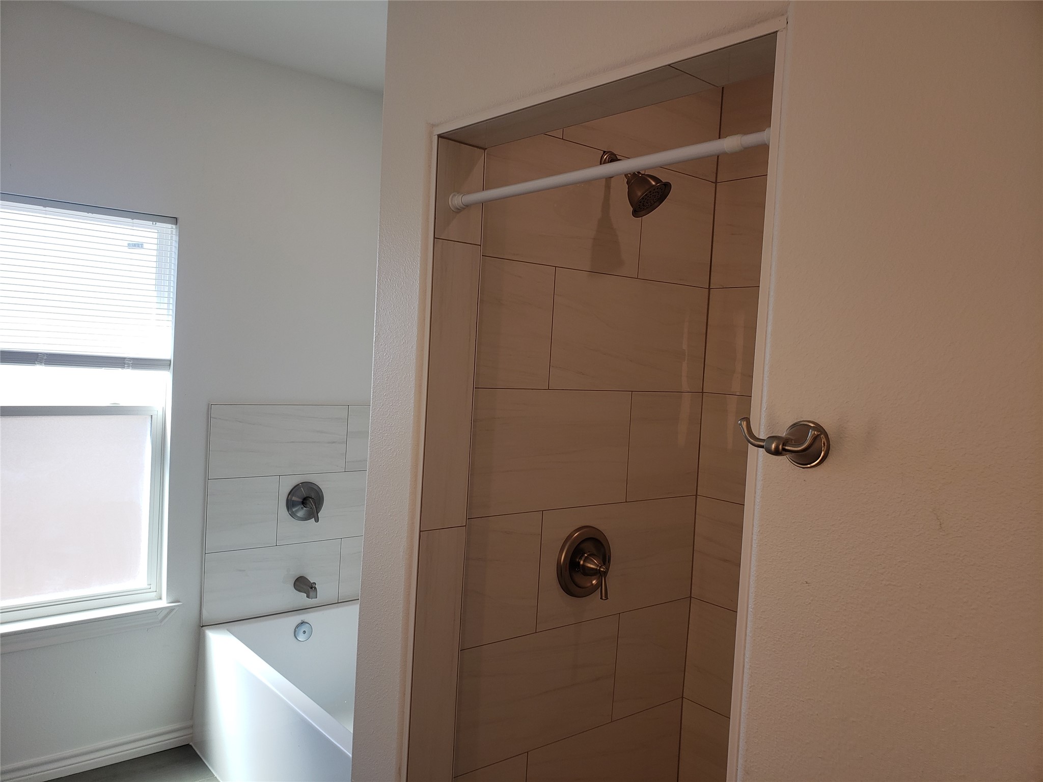 5521 Tin Top Highway