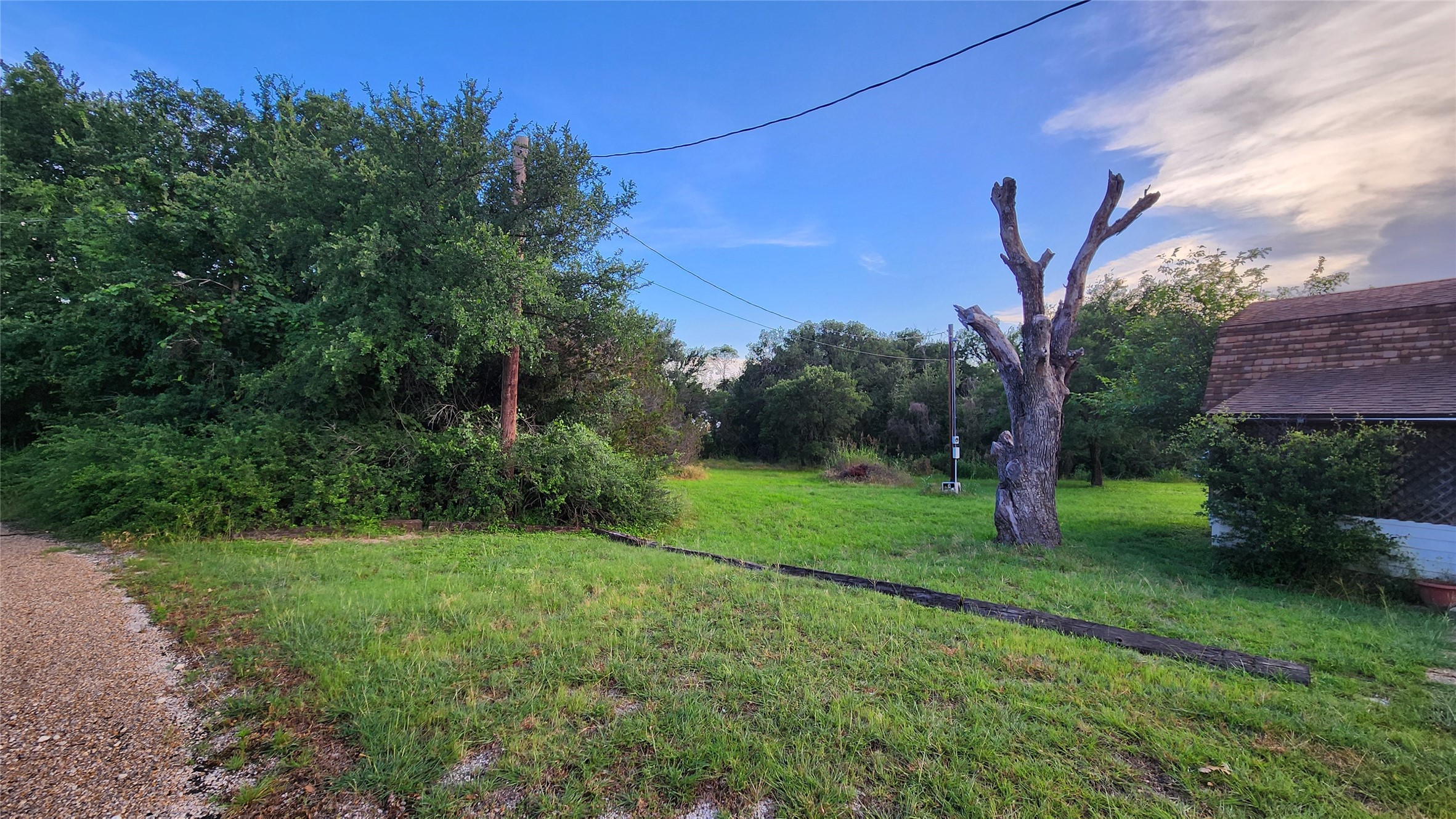 3012 Moon Court