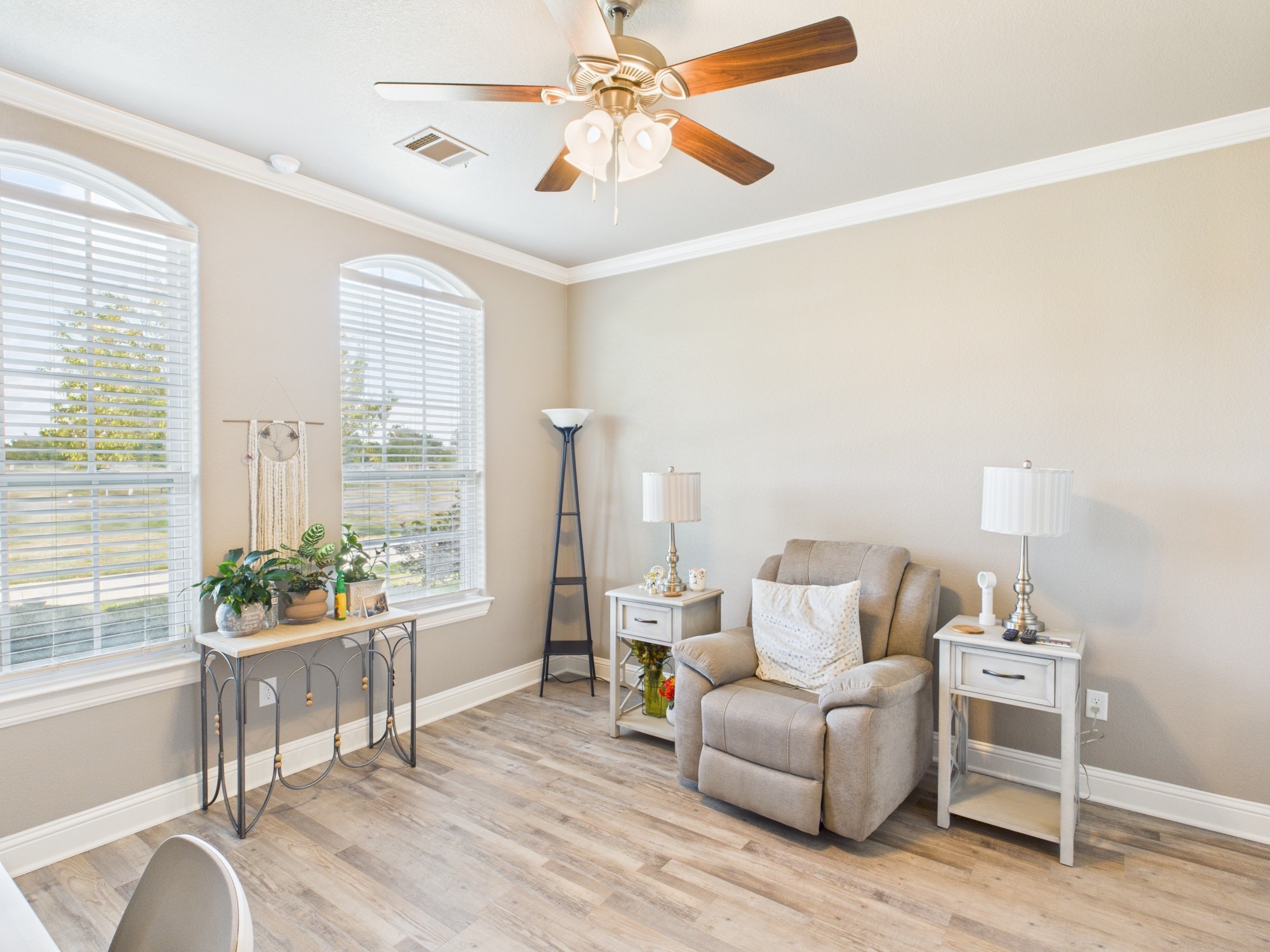 1201 E Iberian Court
