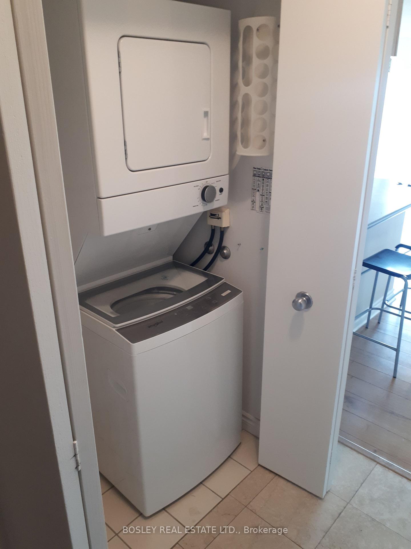 600 Queens Quay W 828, Toronto Unit: 828