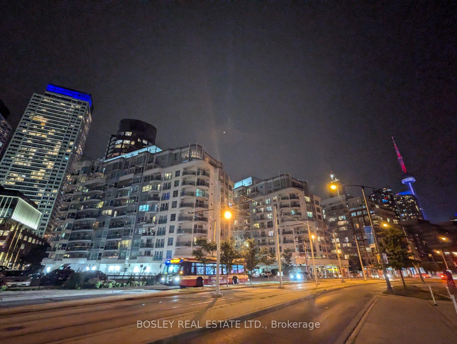 600 Queens Quay W 828, Toronto Unit: 828