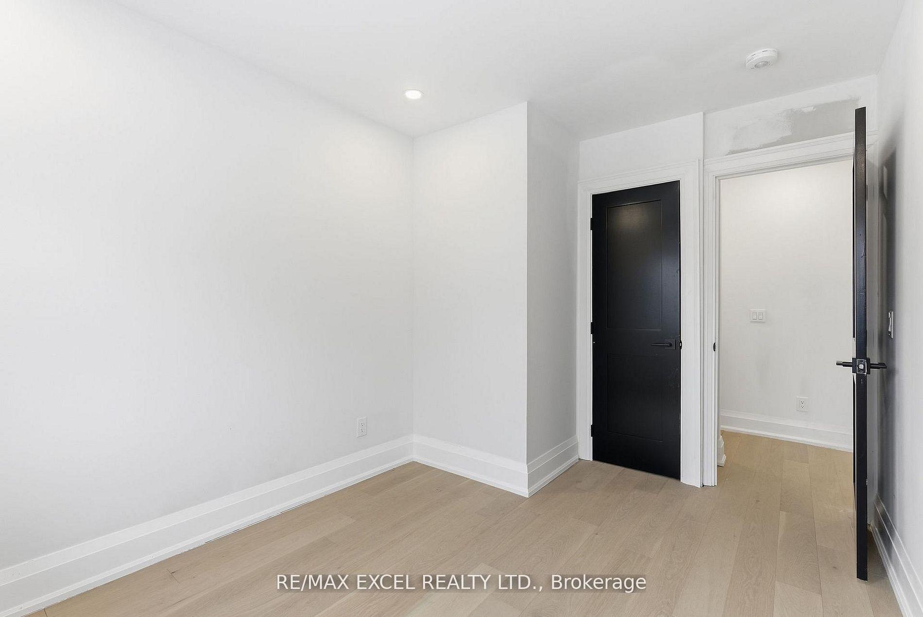 34 Raymond Avenue, Toronto