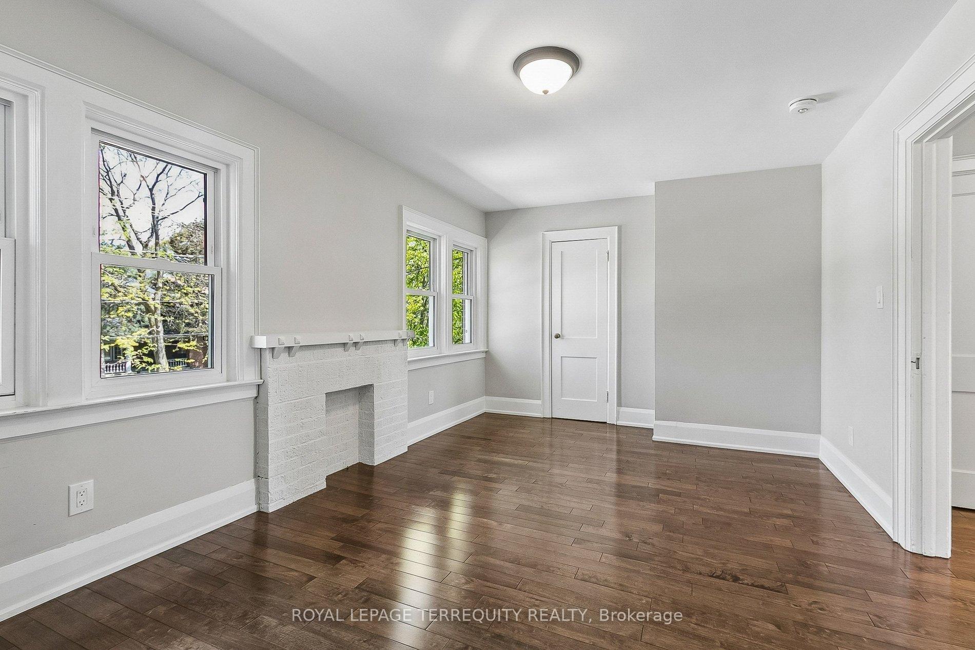 407 Annette Street, Toronto