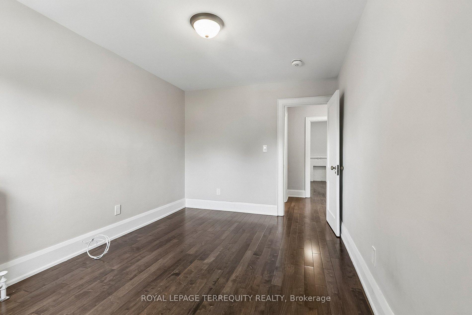 407 Annette Street, Toronto