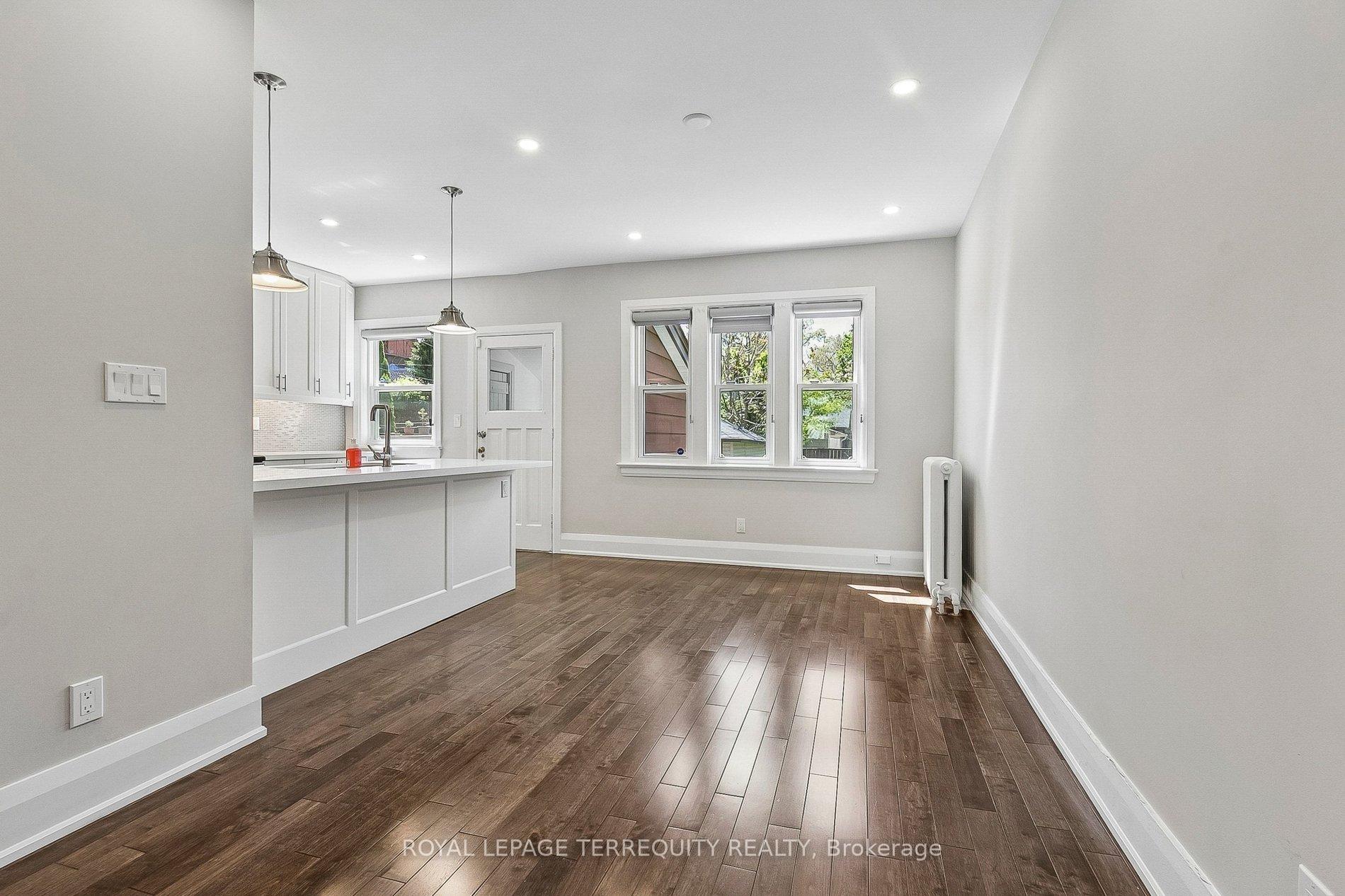 407 Annette Street, Toronto