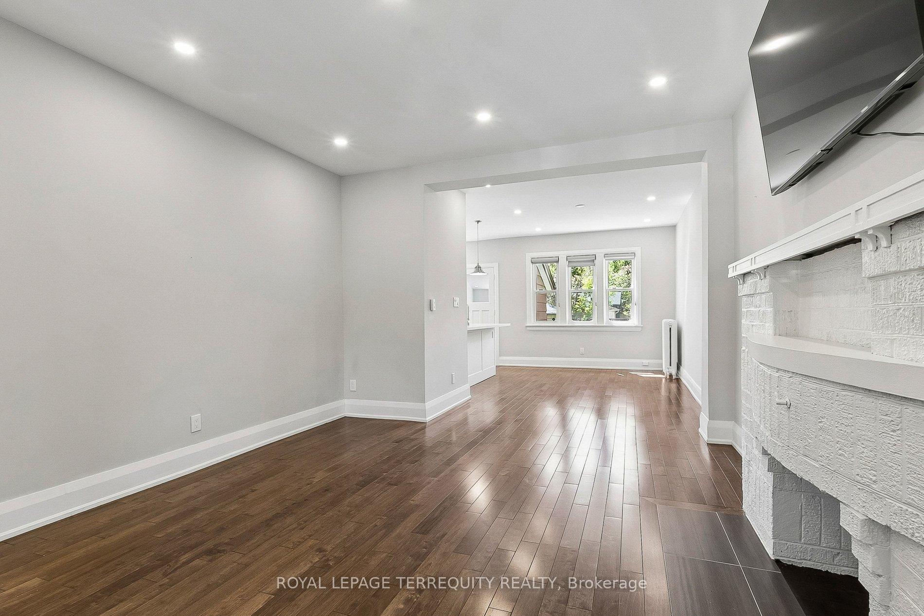 407 Annette Street, Toronto