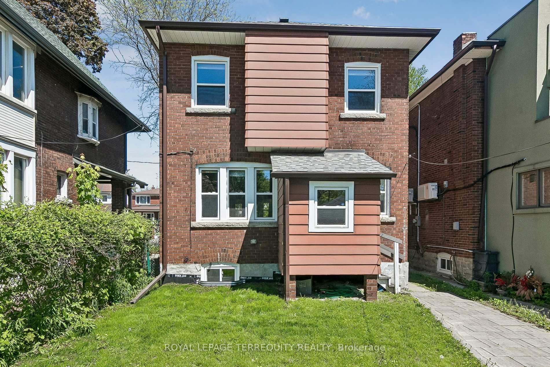 407 Annette Street, Toronto