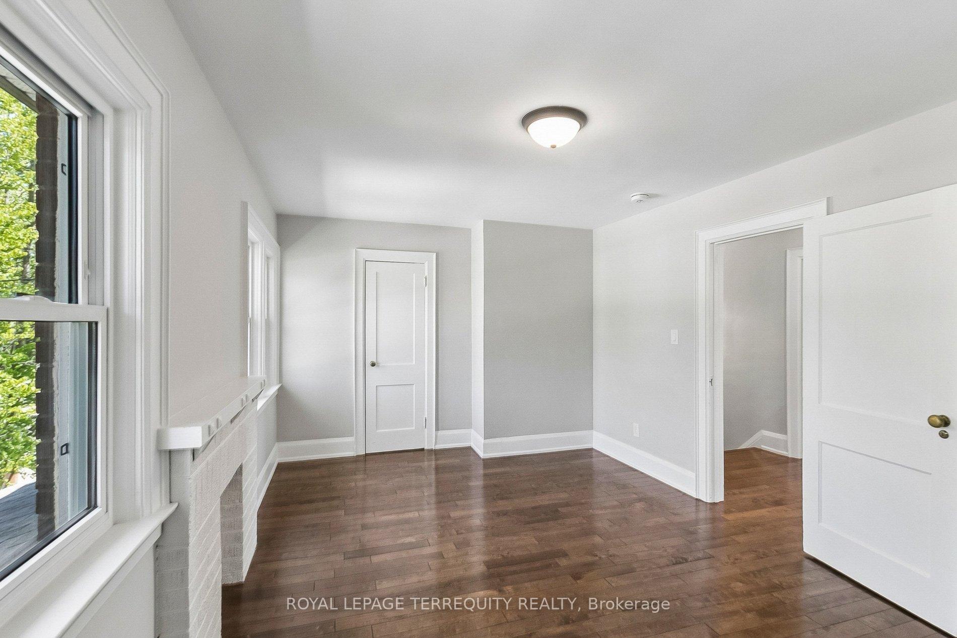 407 Annette Street, Toronto
