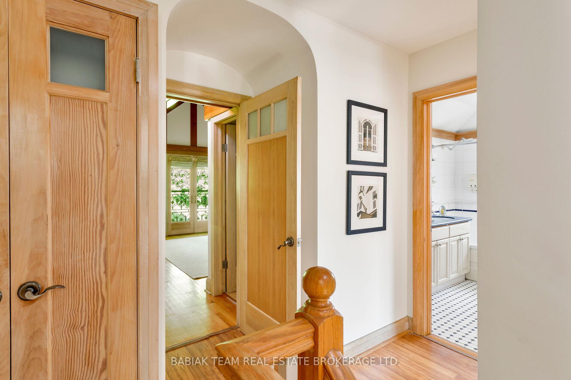 33 Halford Avenue, Toronto