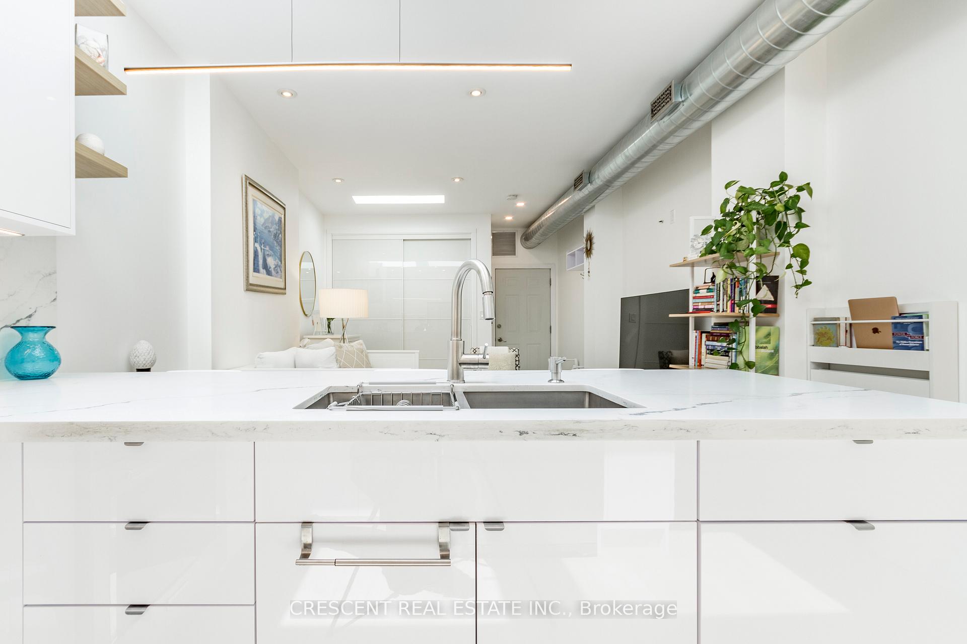 375 Jane Street, Toronto